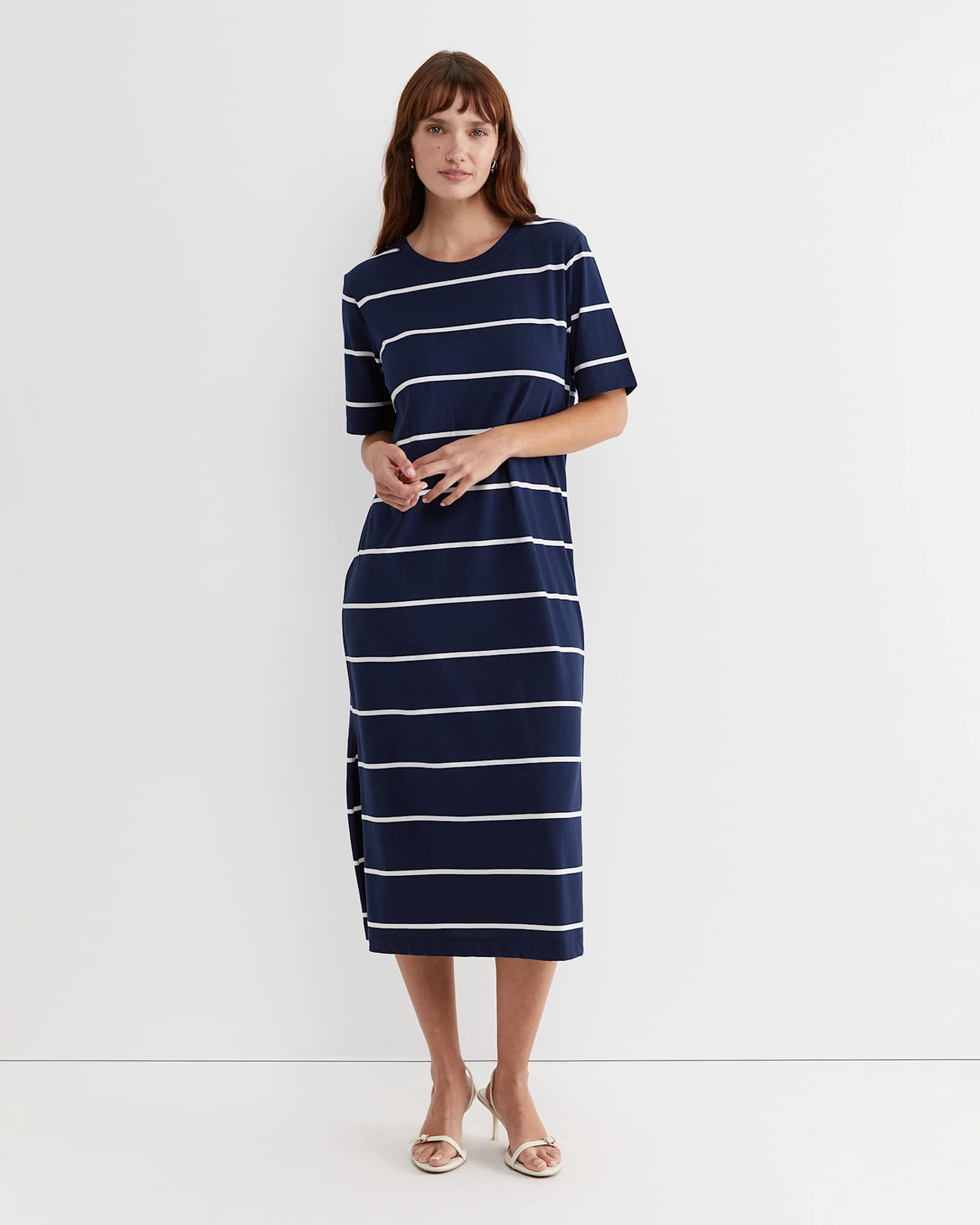 Ariana Stripe T-Shirt Dress in NAVY/WHITE