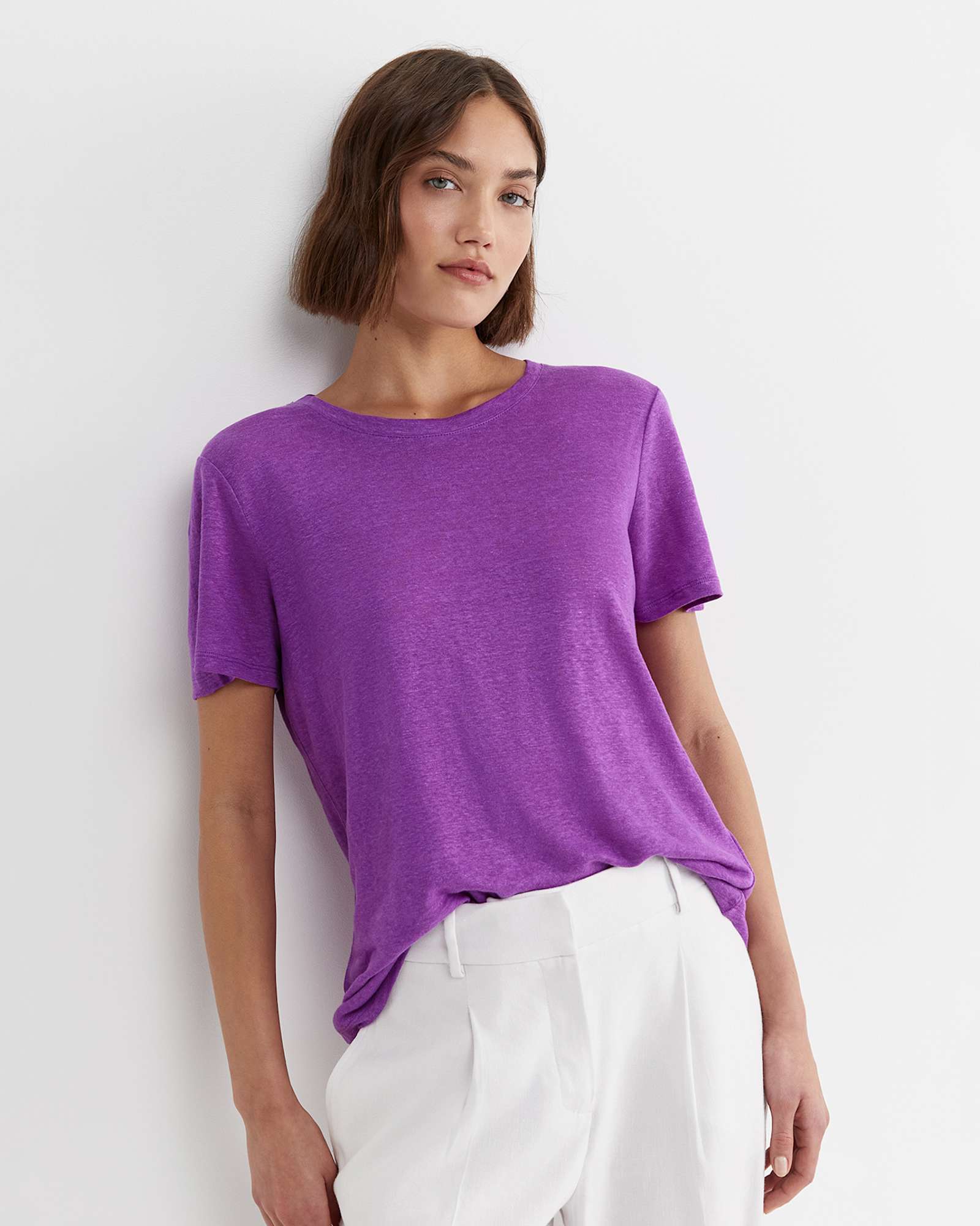 Tonia Crew Neck Linen Tee in HYDRANGEA