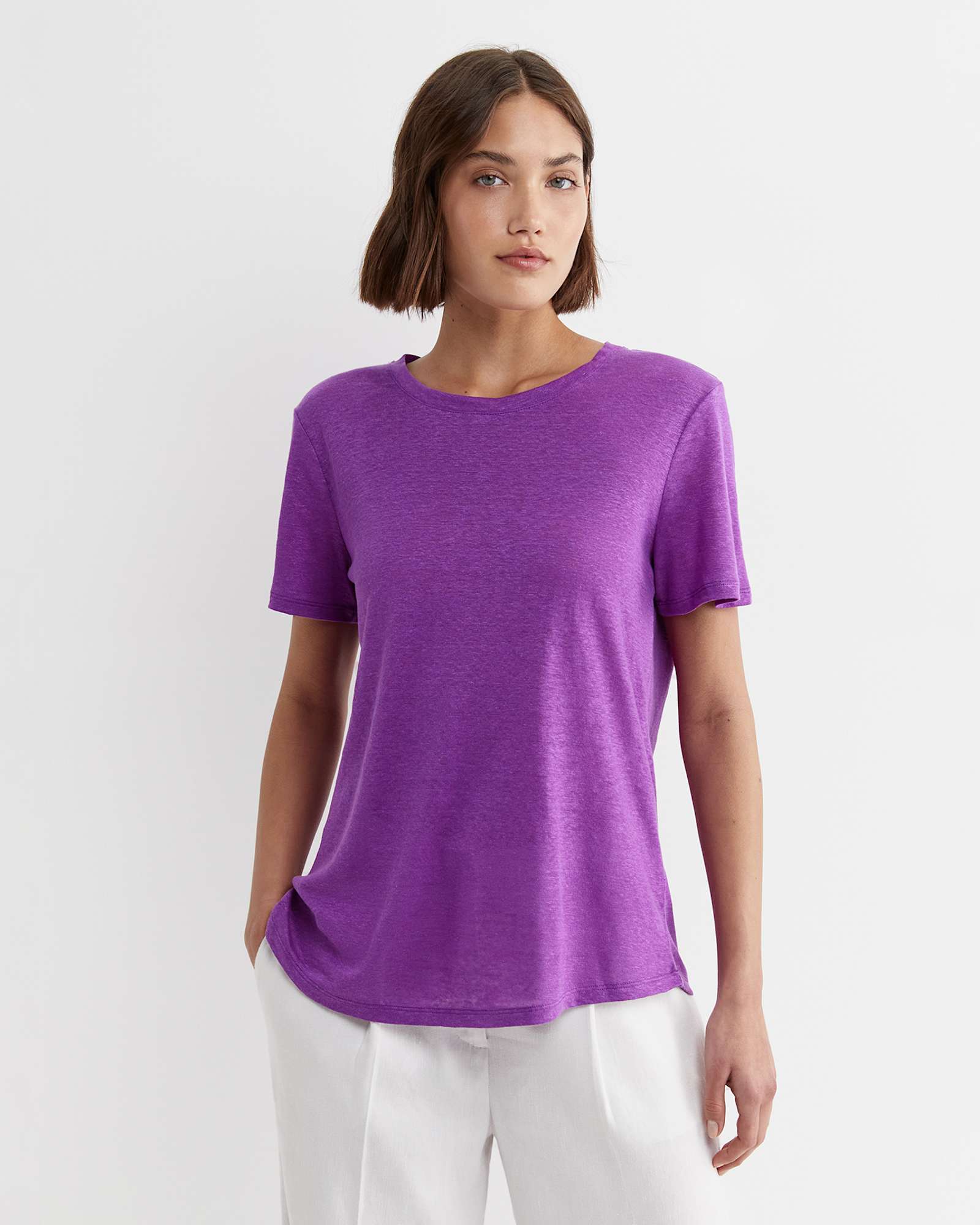 Tonia Crew Neck Linen Tee in HYDRANGEA