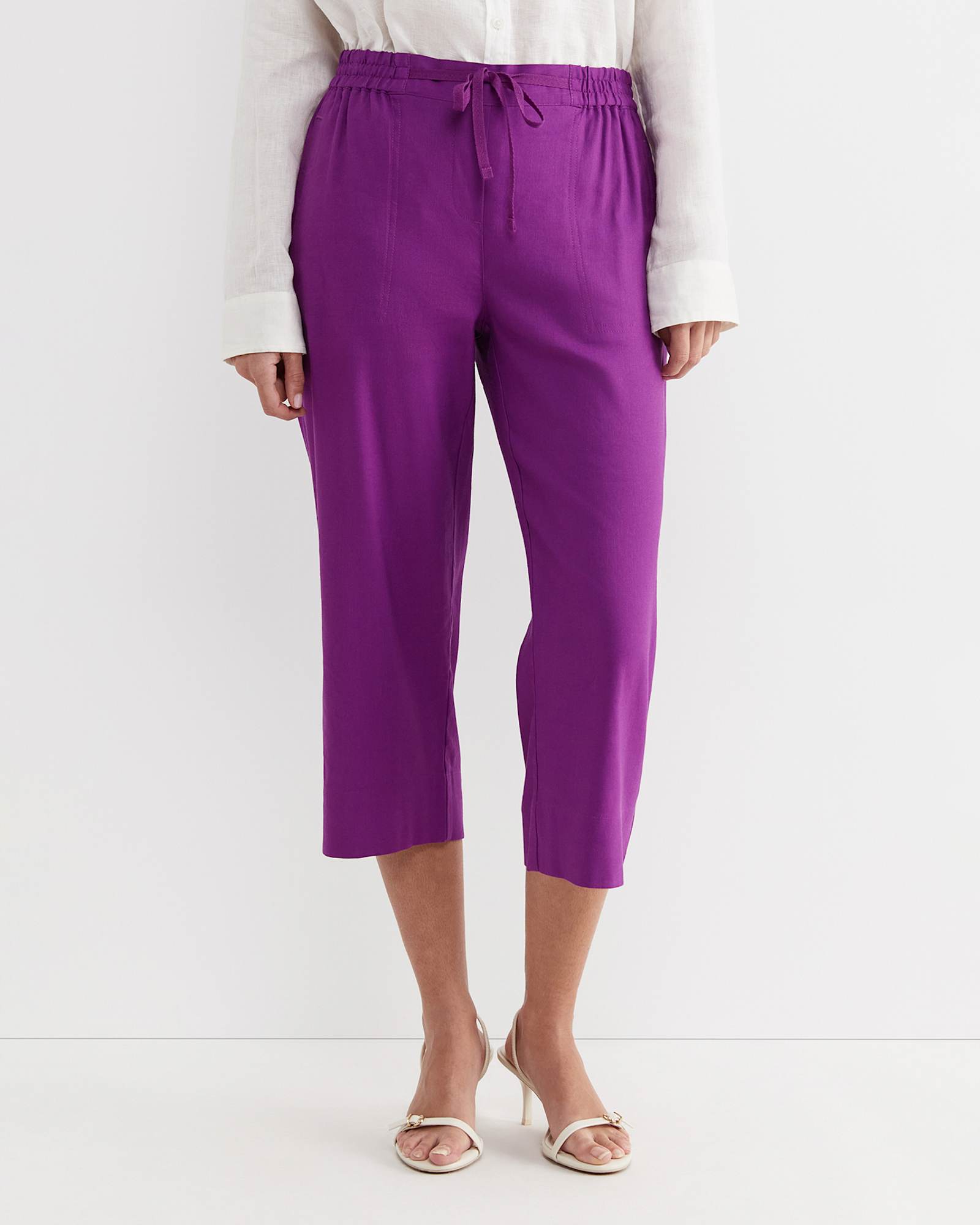Rosa Crop Linen Pant in HYDRANGEA