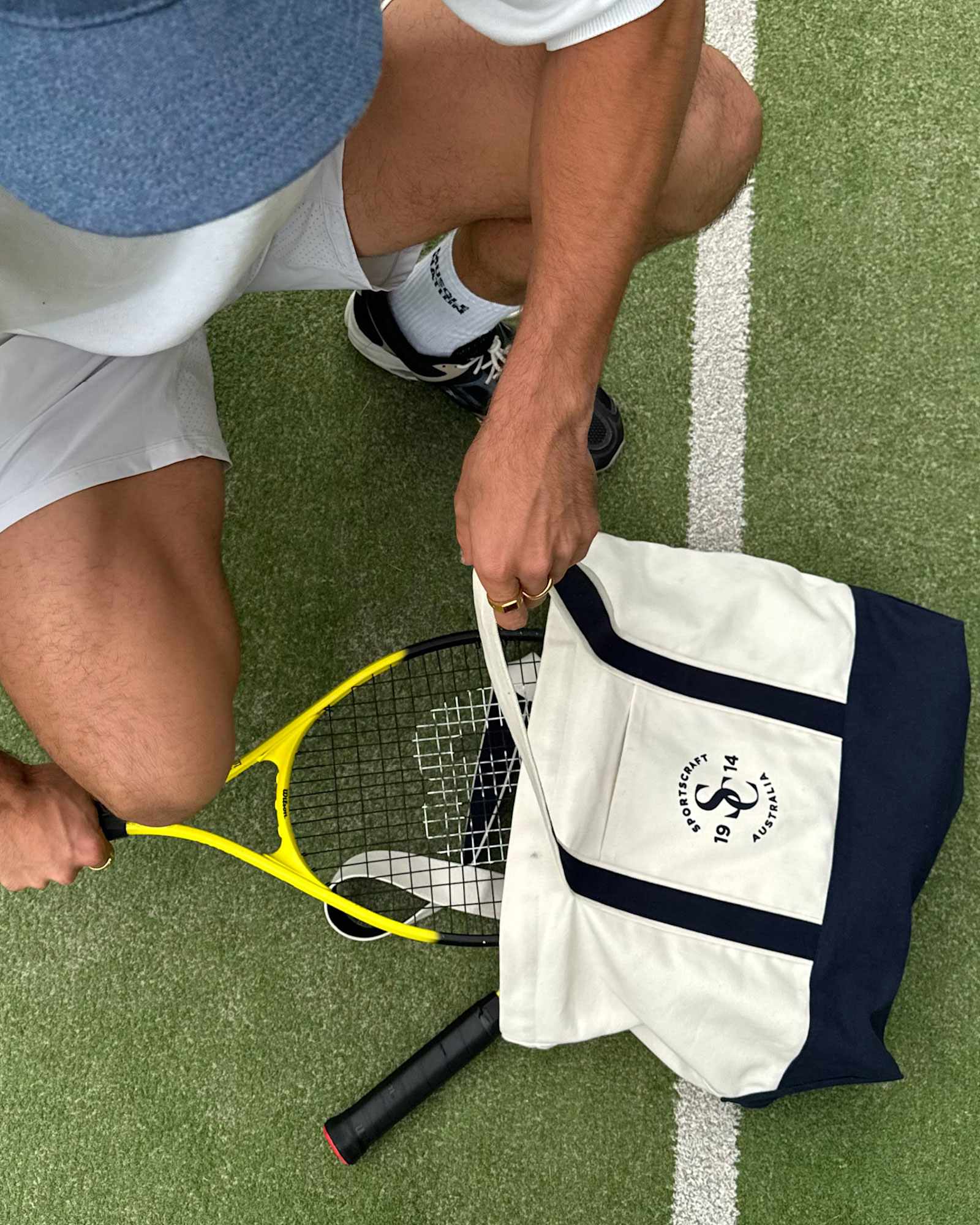 Club Sport Canvas Tote in ECRU/NAVY