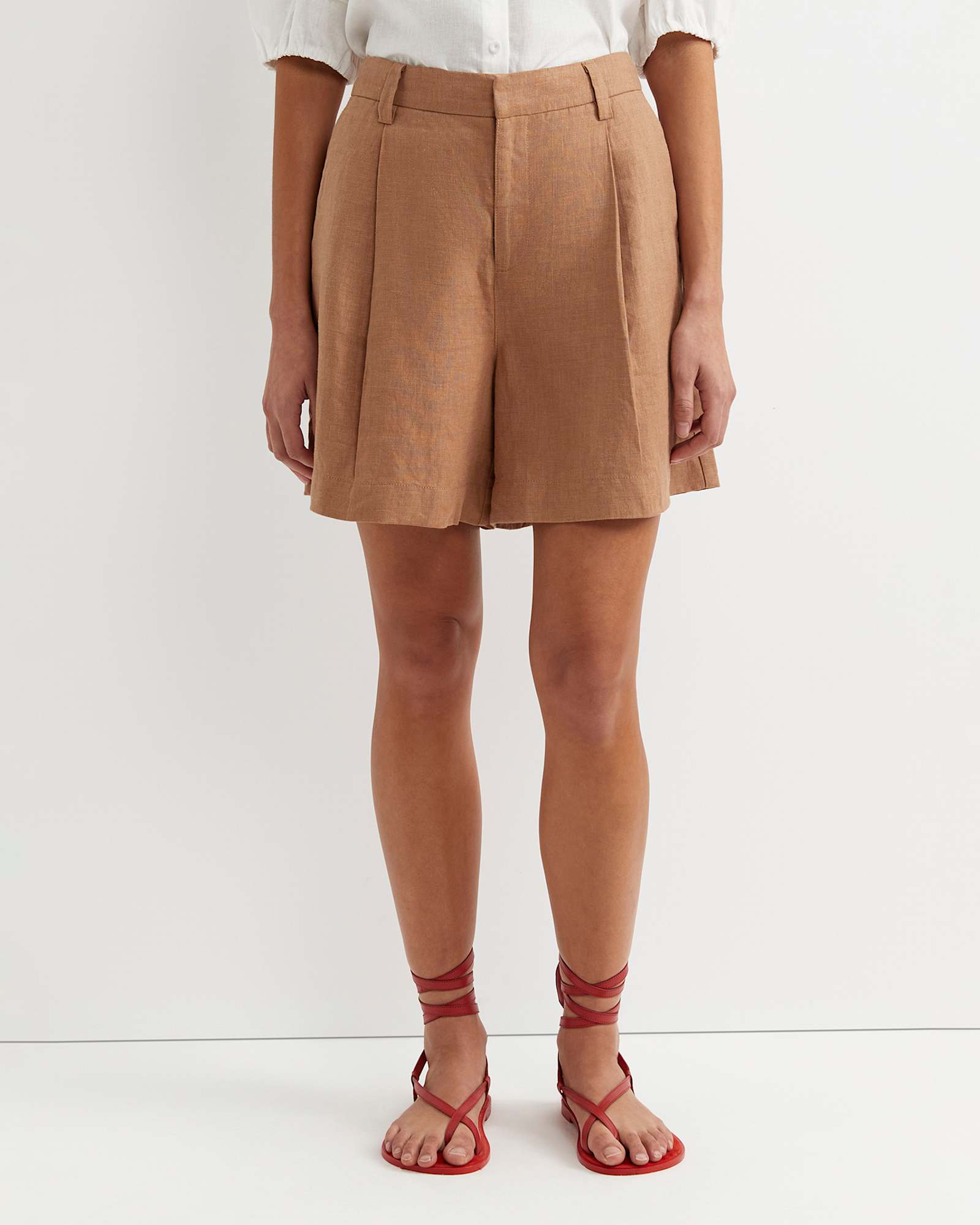 Lilou Linen Short in TAN