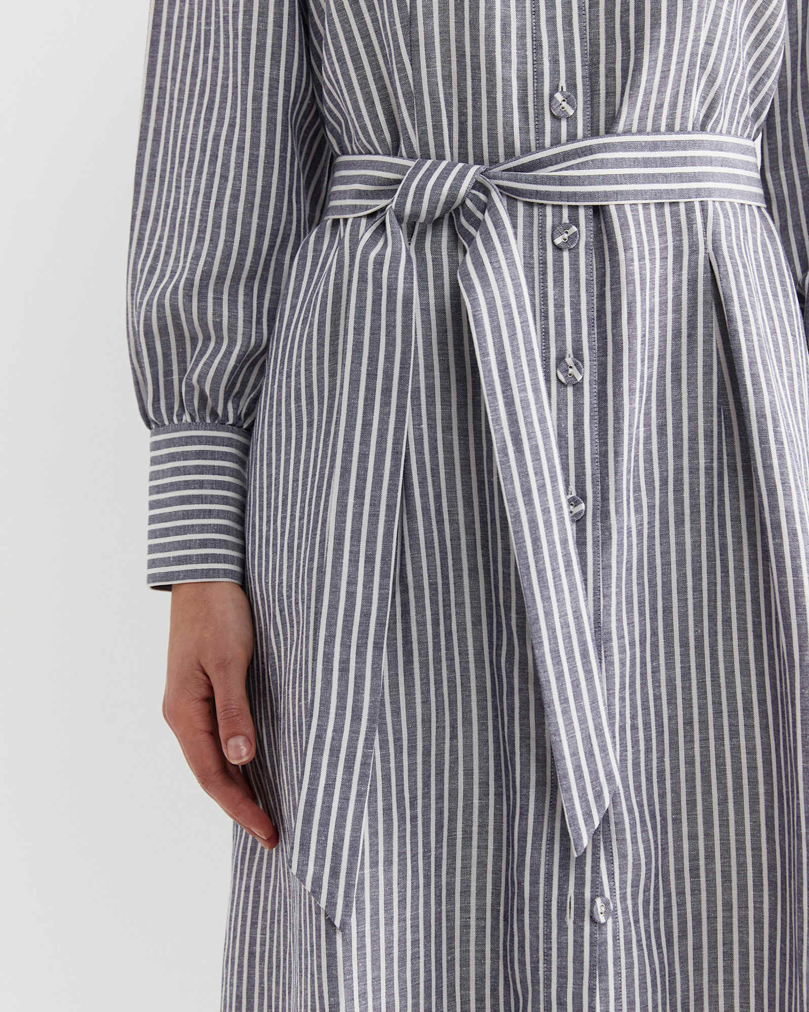 Amelia Stripe Midi Dress in NAVY/WHITE