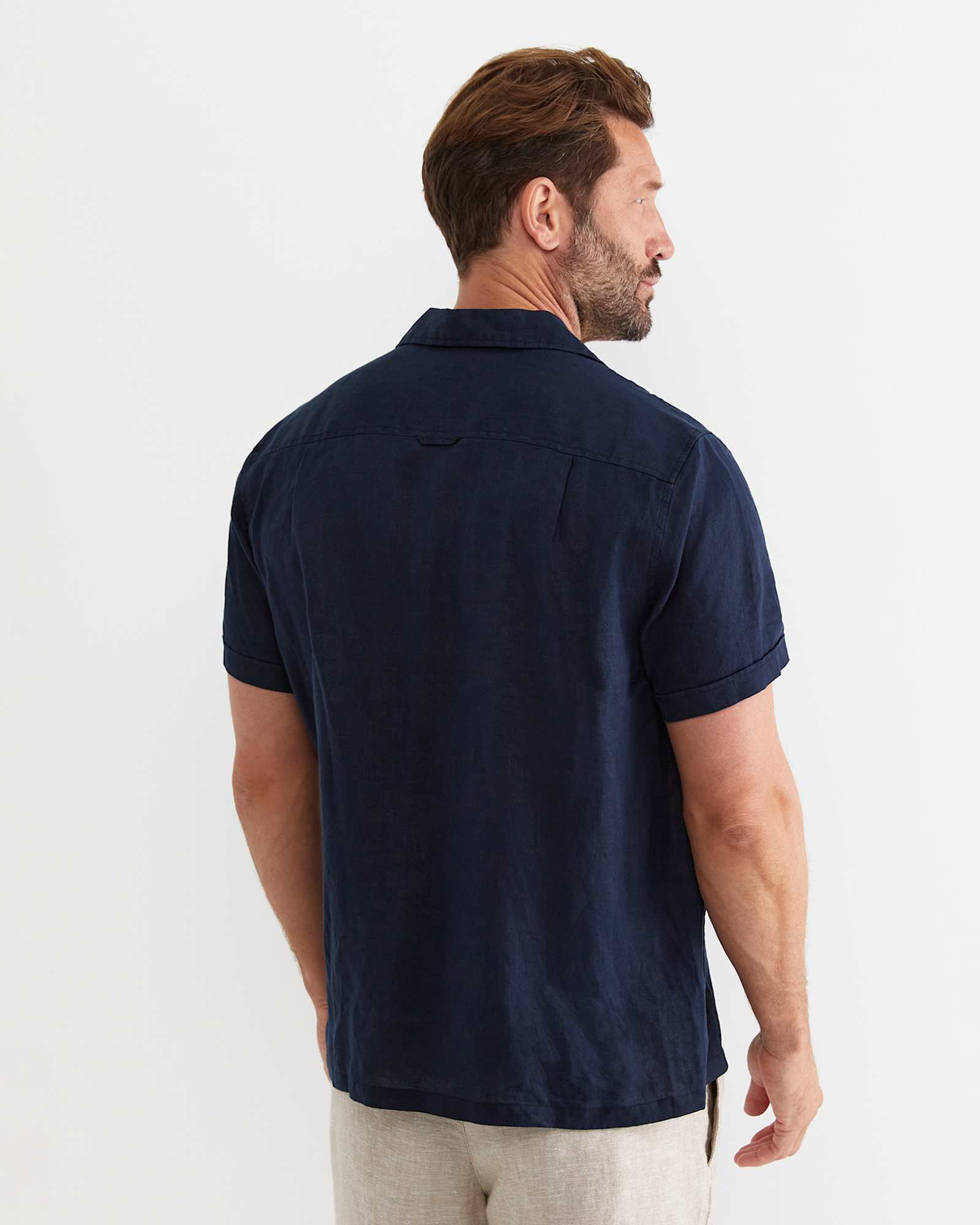 Short Sleeve Stanton Linen Shirt in NAVY