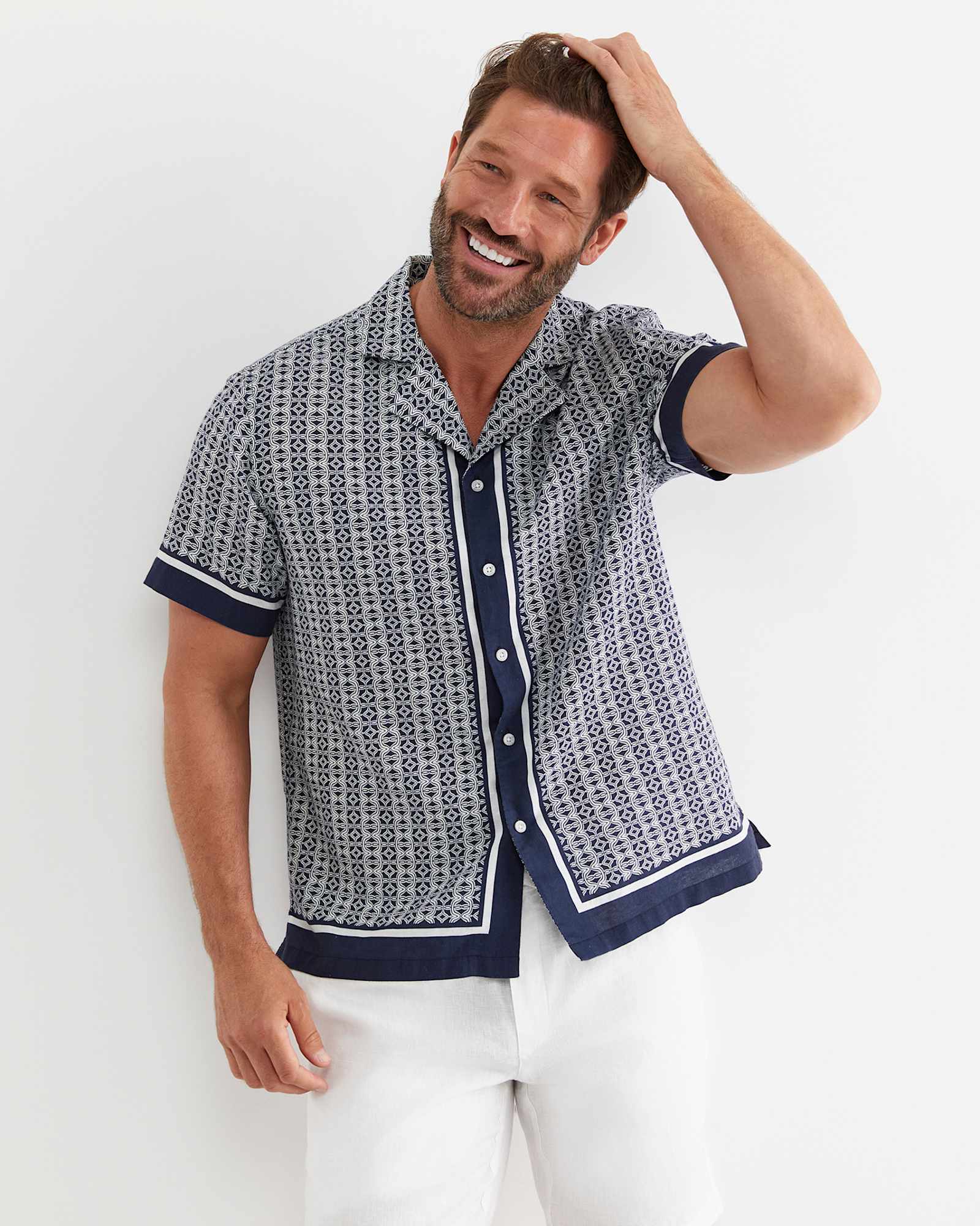 Paddington Short Sleeve Linen Blend Shirt in NAVY
