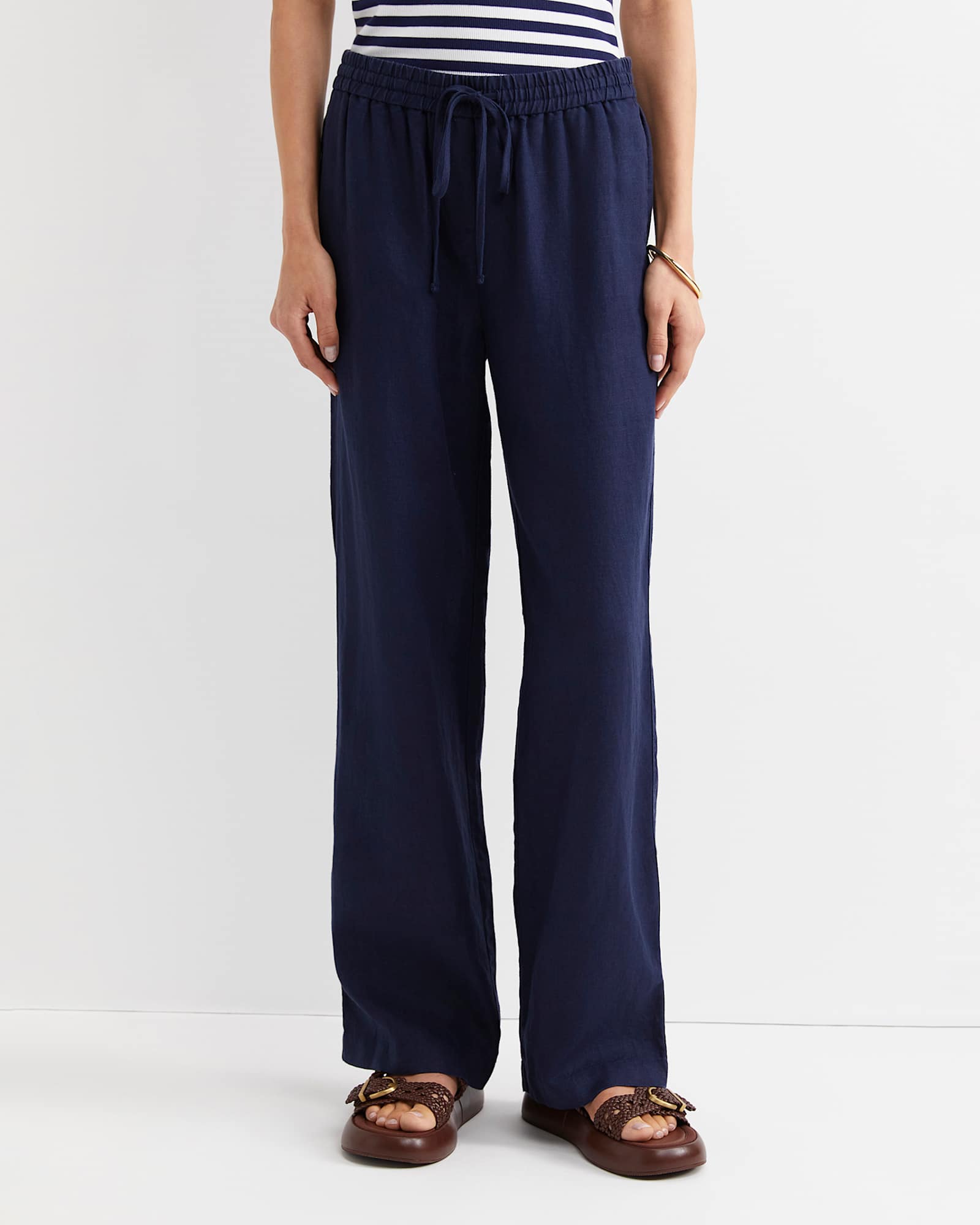 Lulu Drawcord Pant in NAVY