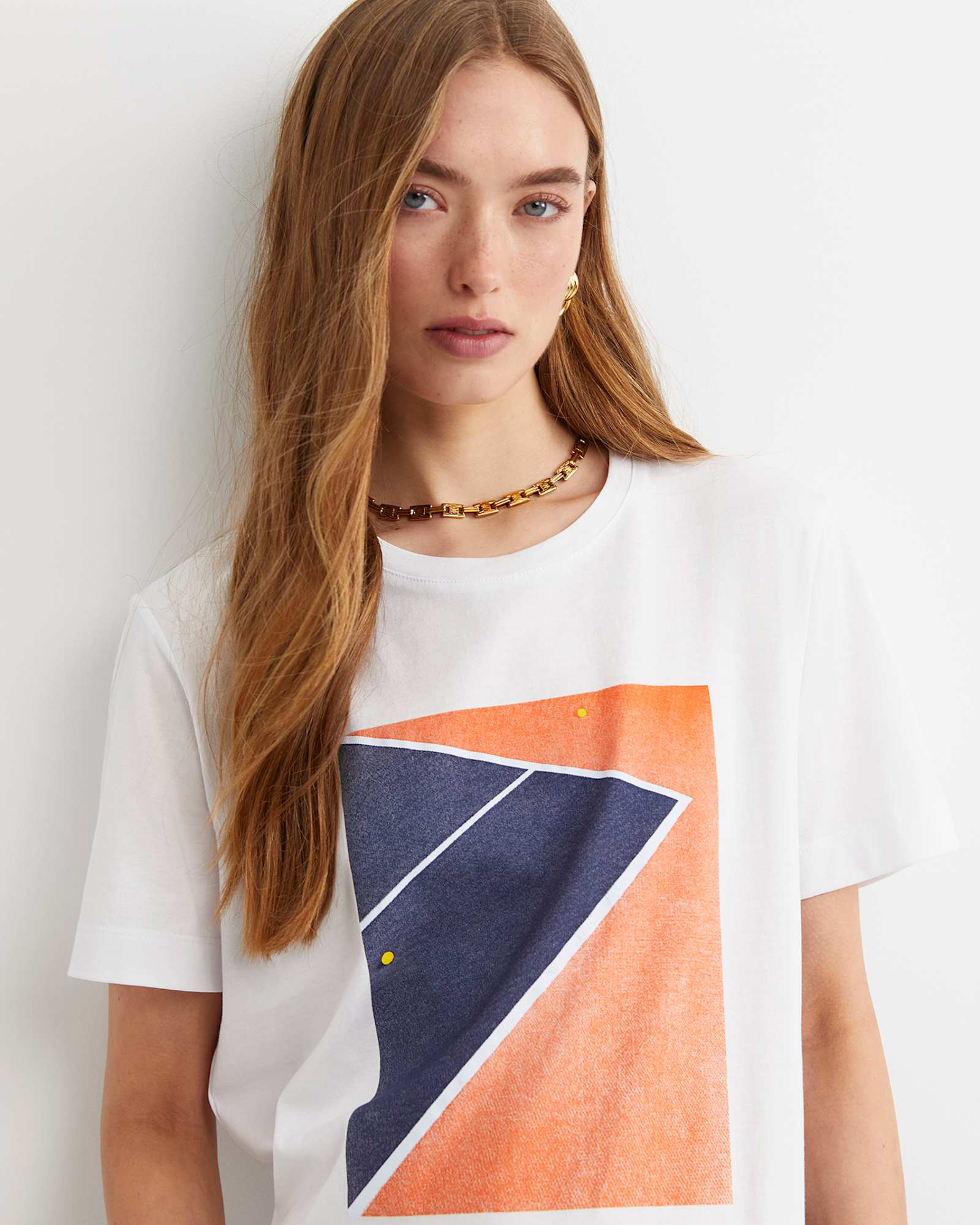 Essential Short Sleeve Club Tee in WHITE/MULTI