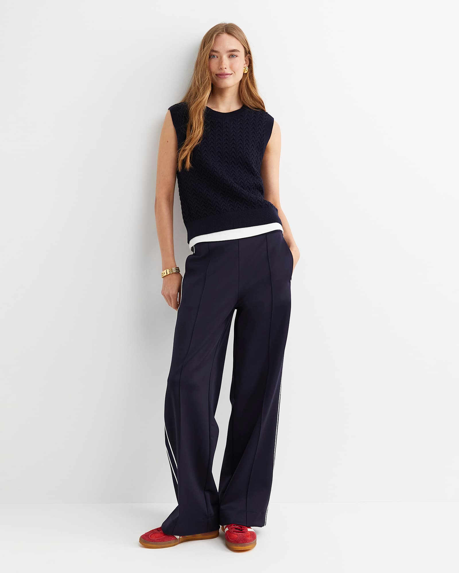 Elka Cable Cropped Vest in NAVY