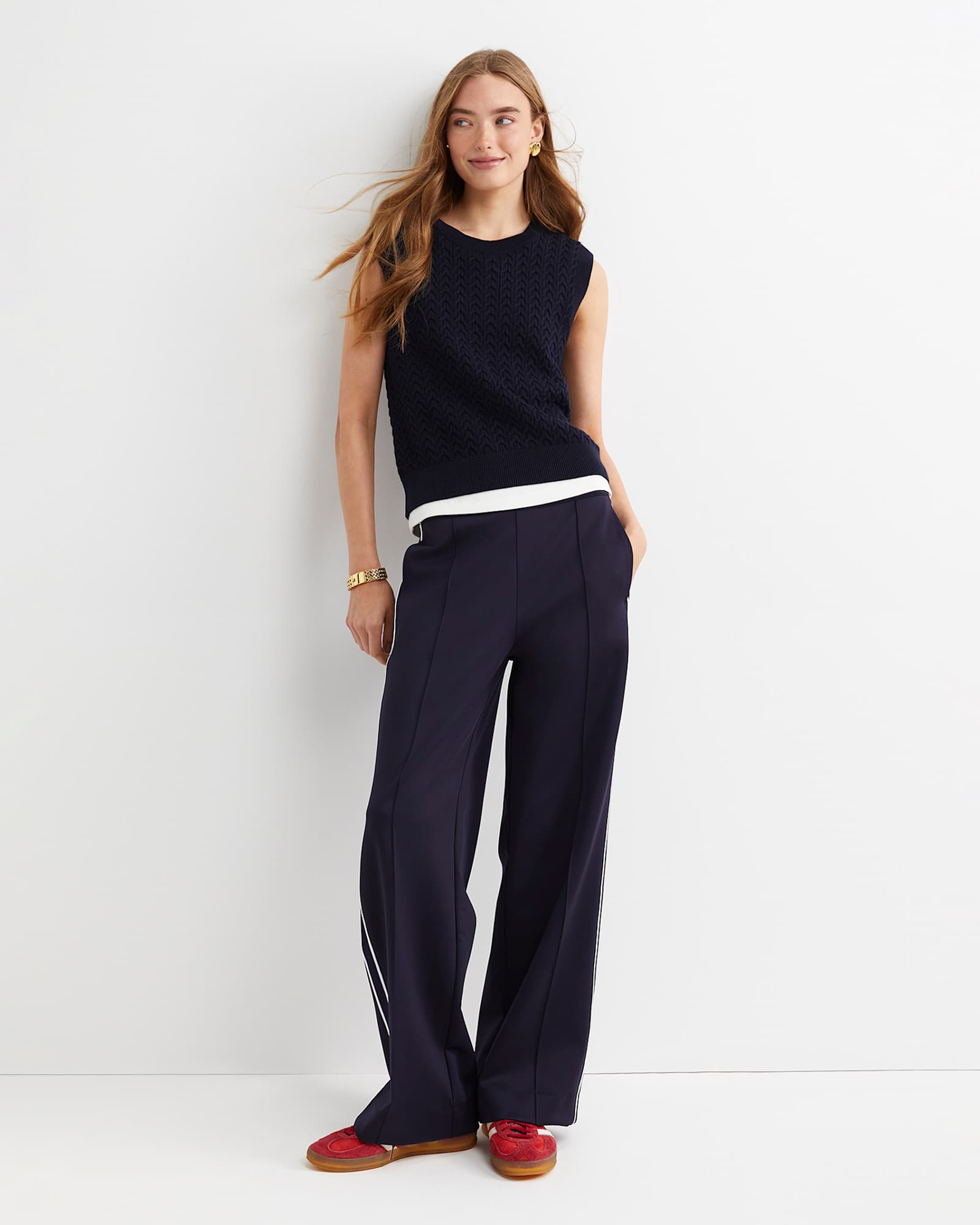 Elka Cable Cropped Vest in NAVY