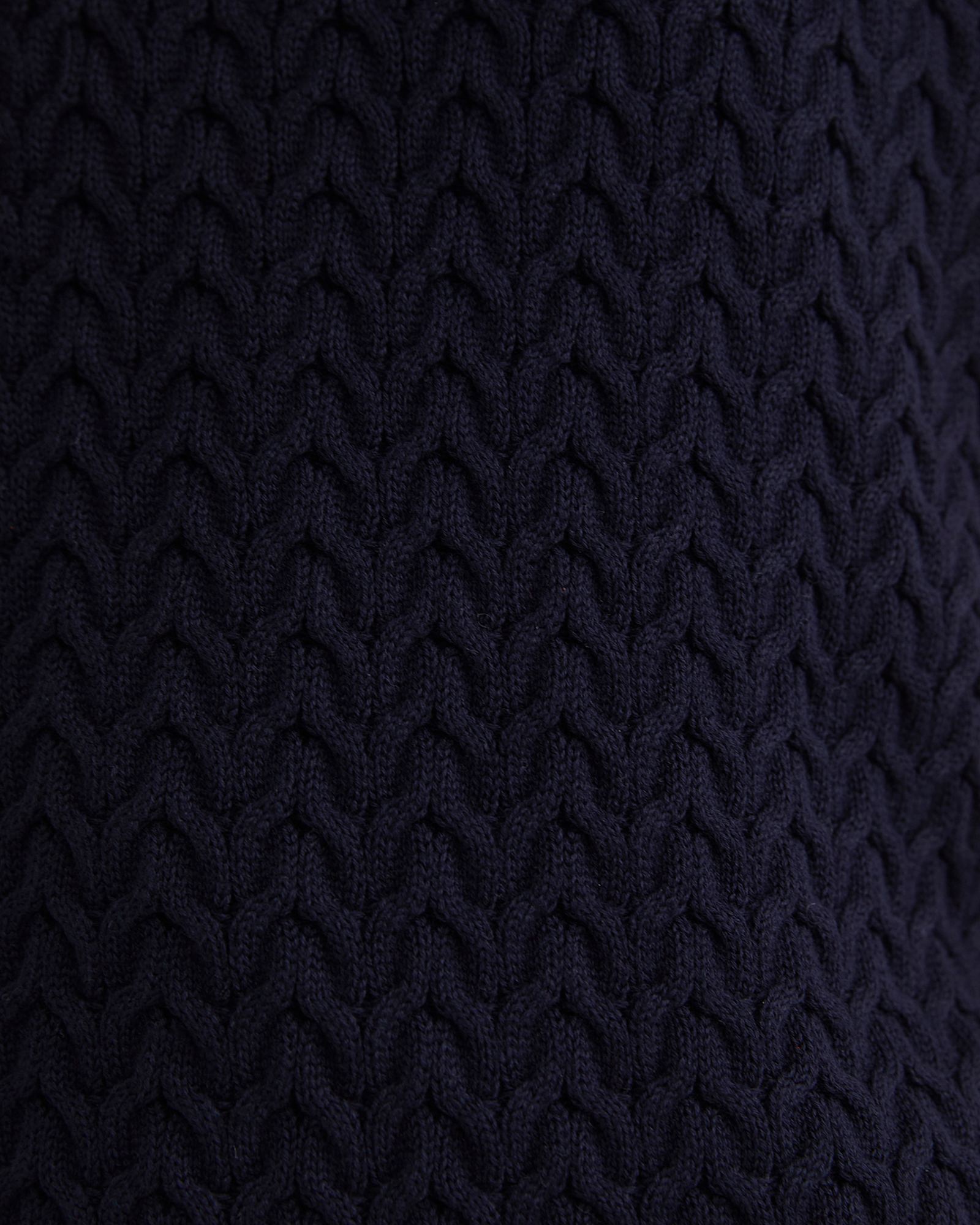Elka Cable Cropped Vest in NAVY