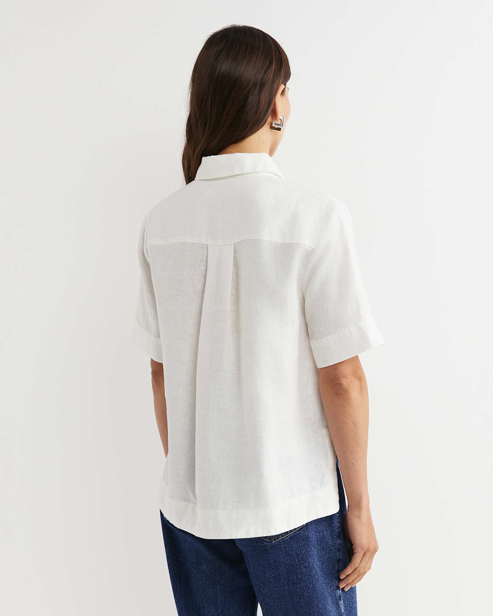 Lulu Short Sleeve Linen Shirt in WHITE