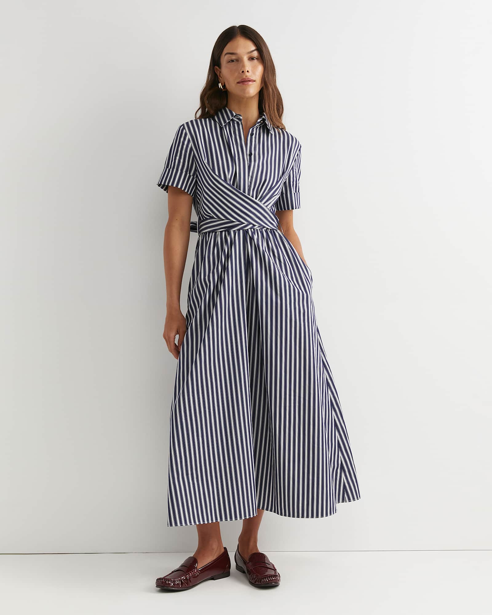 Etta Twist Maxi Dress in NAVY/WHITE