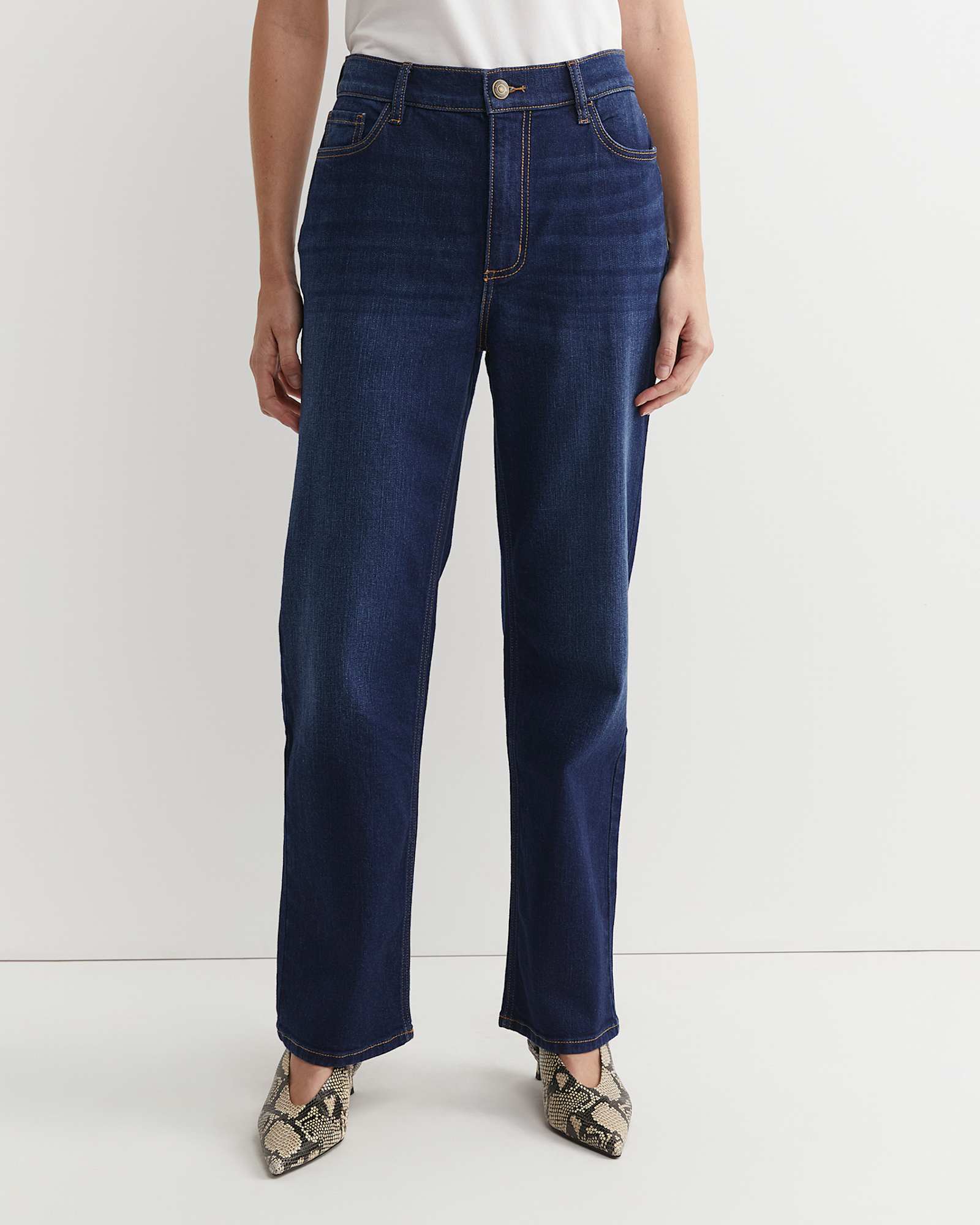 Bec Jean in INDIGO