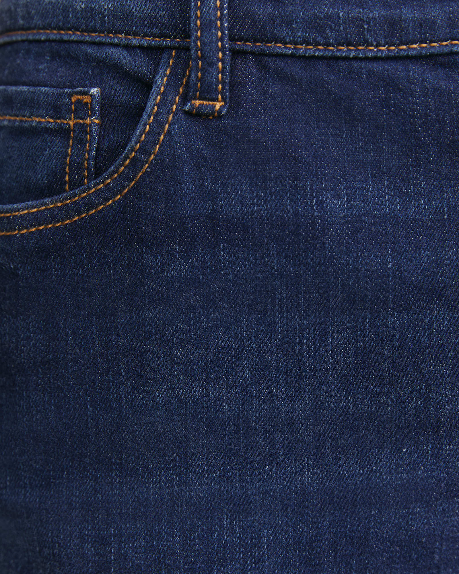 Bec Jean in INDIGO