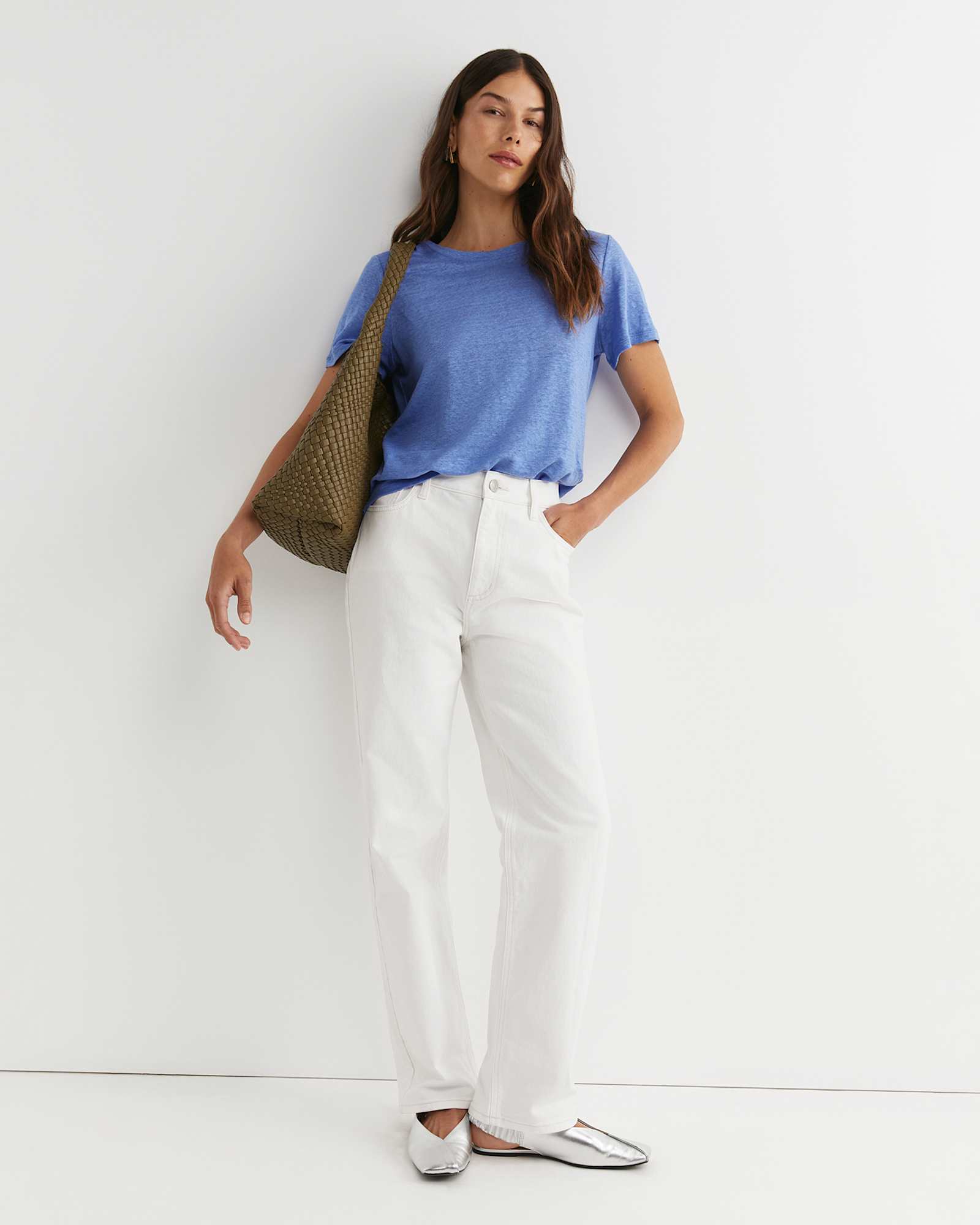 Tonia Crew Neck Linen Tee in BELLE BLUE