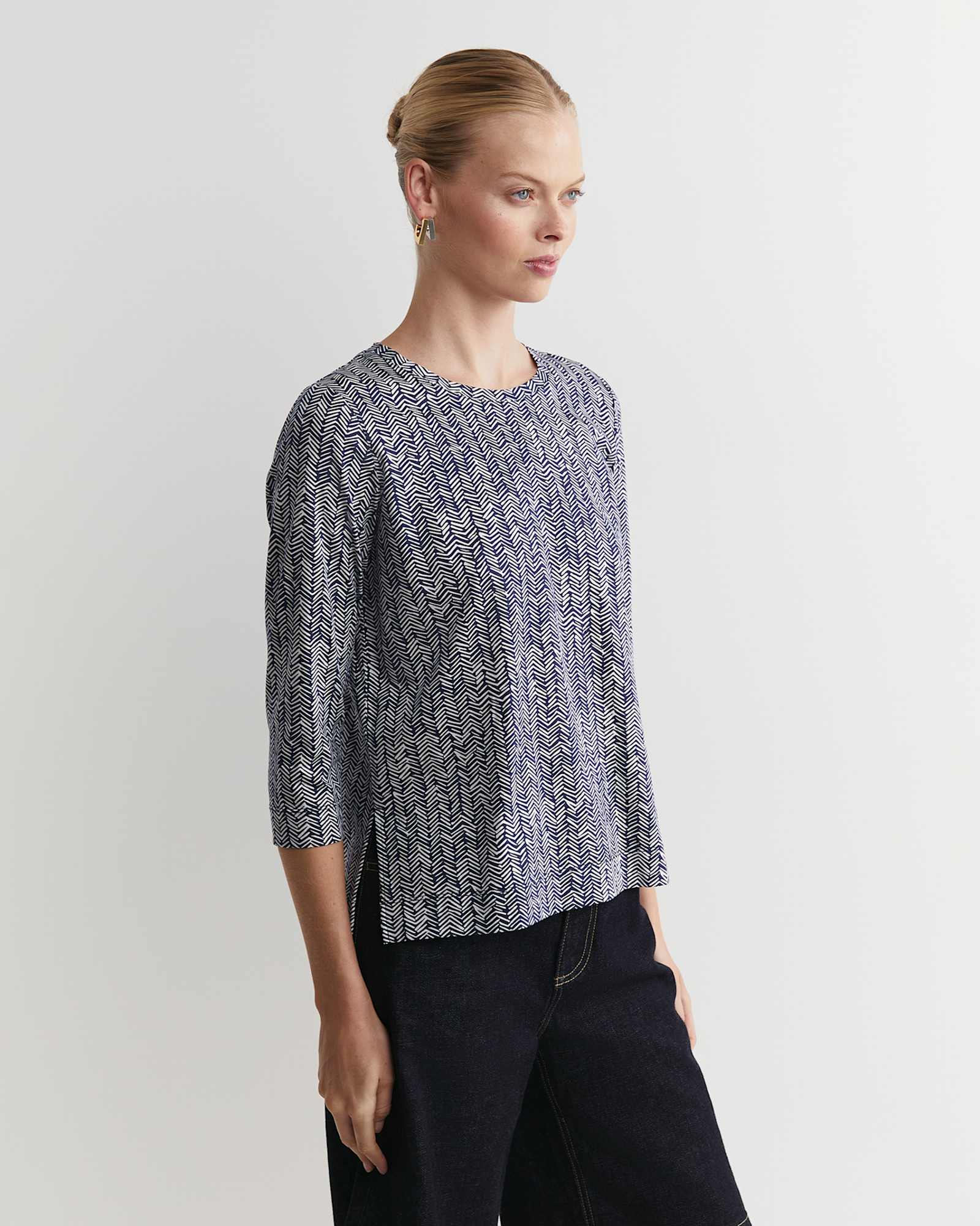 Harriet Mercerised Tee in NAVY MULTI