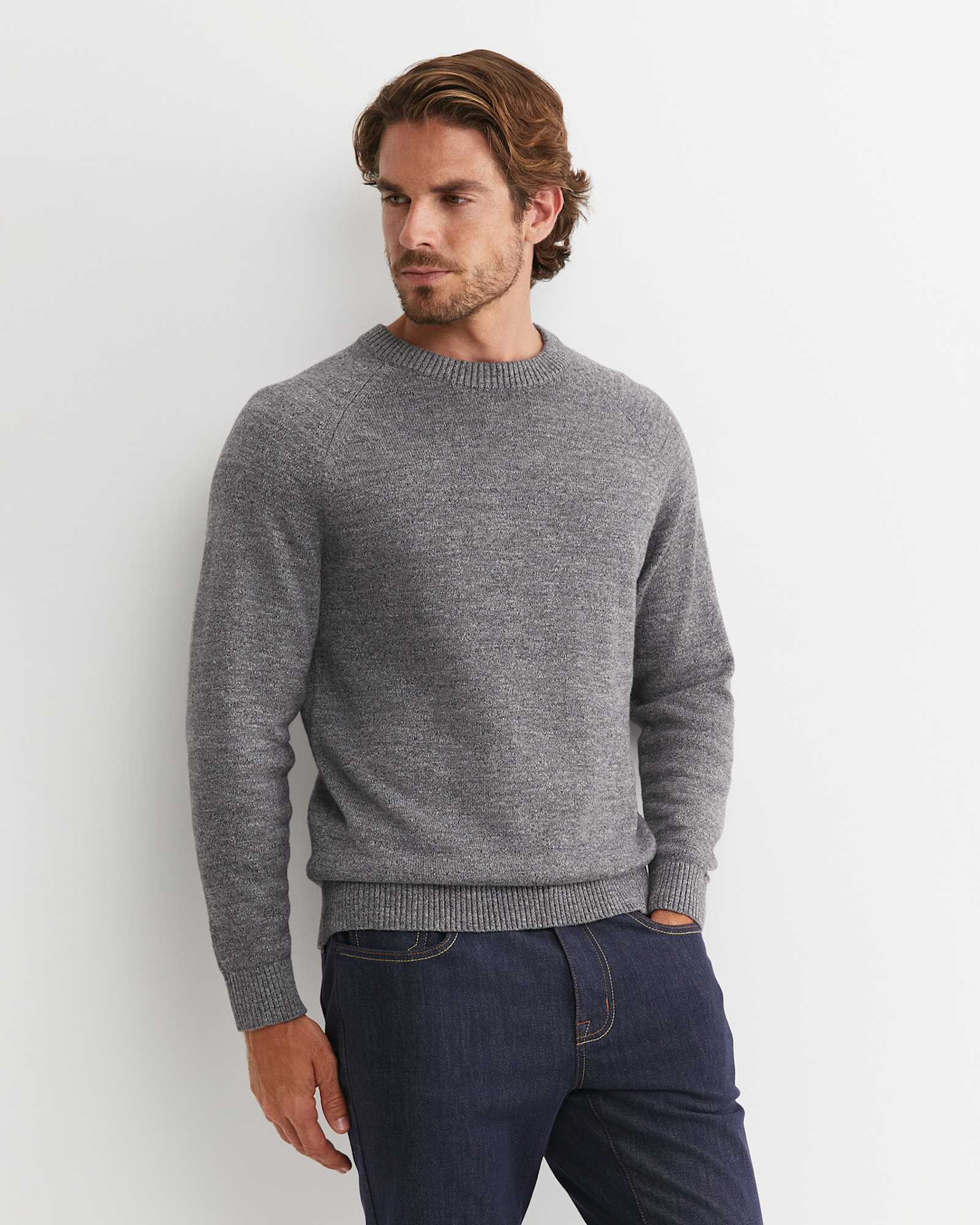 Riley Raglan Crew Neck Knit in LIGHT GREY