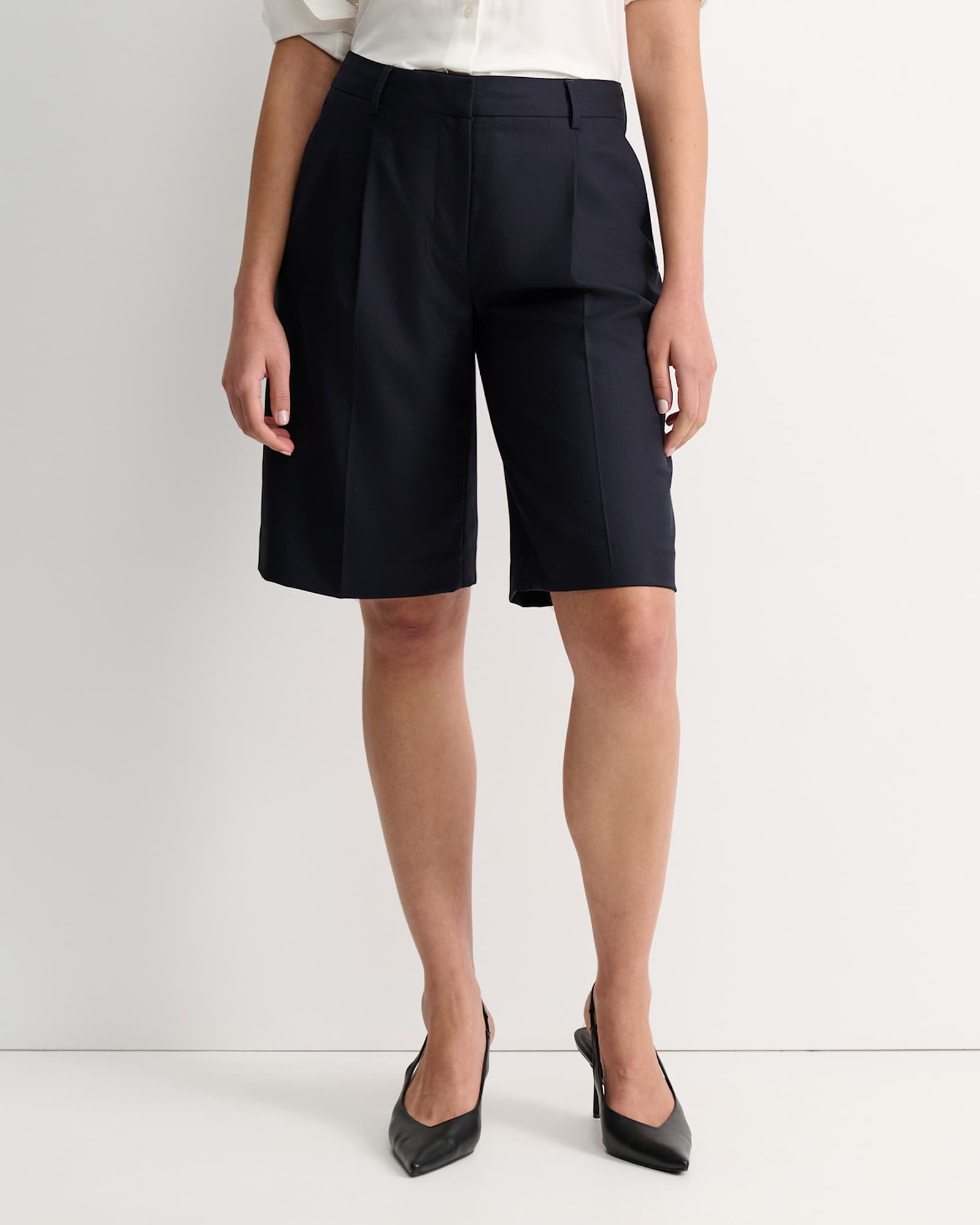 Wren Bermuda Short in NAVY