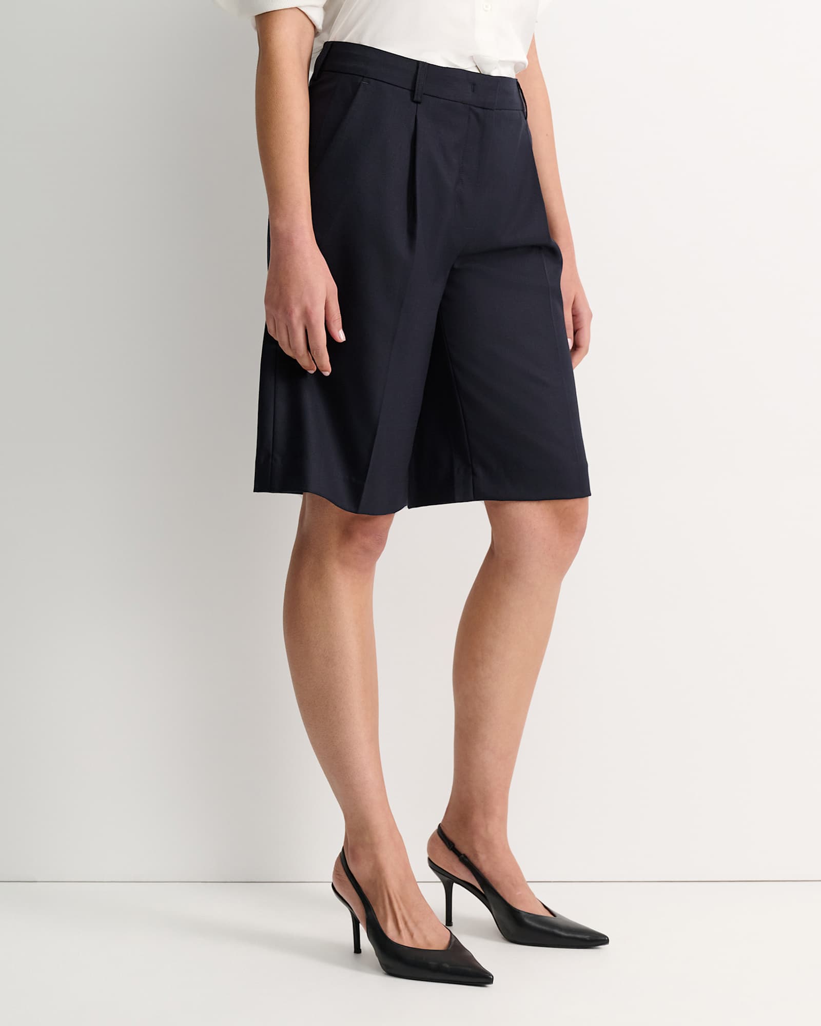 Wren Bermuda Short in NAVY