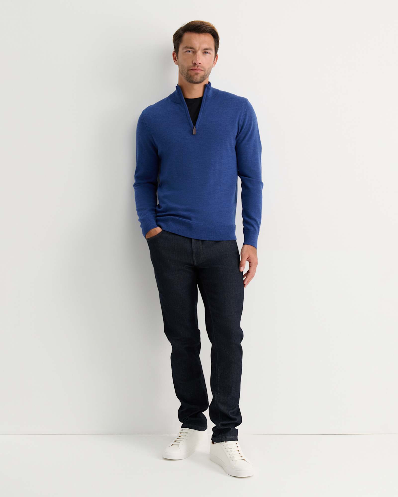 William Straight Leg Jean in RAW WASH