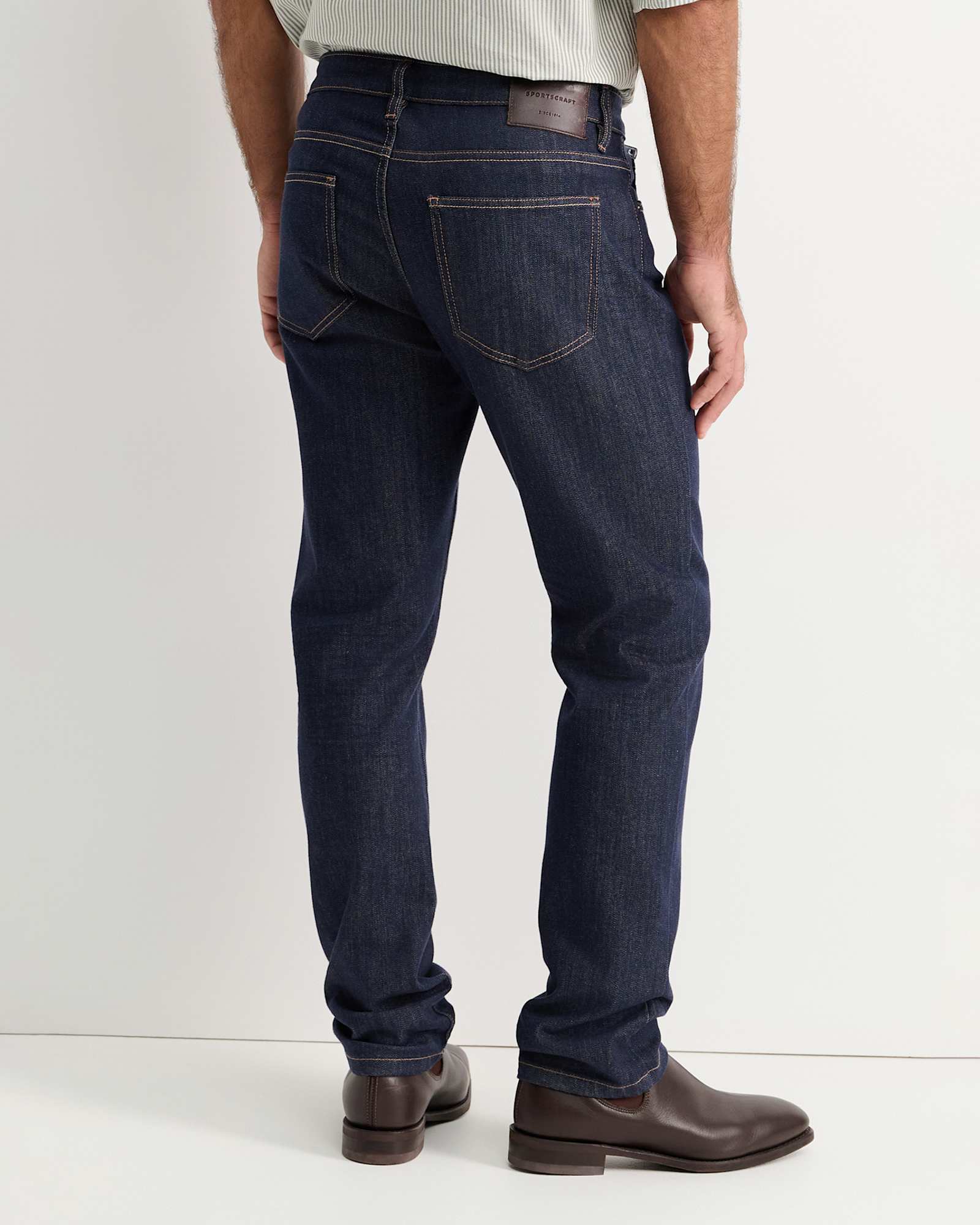 William Straight Leg Jean in RAW WASH