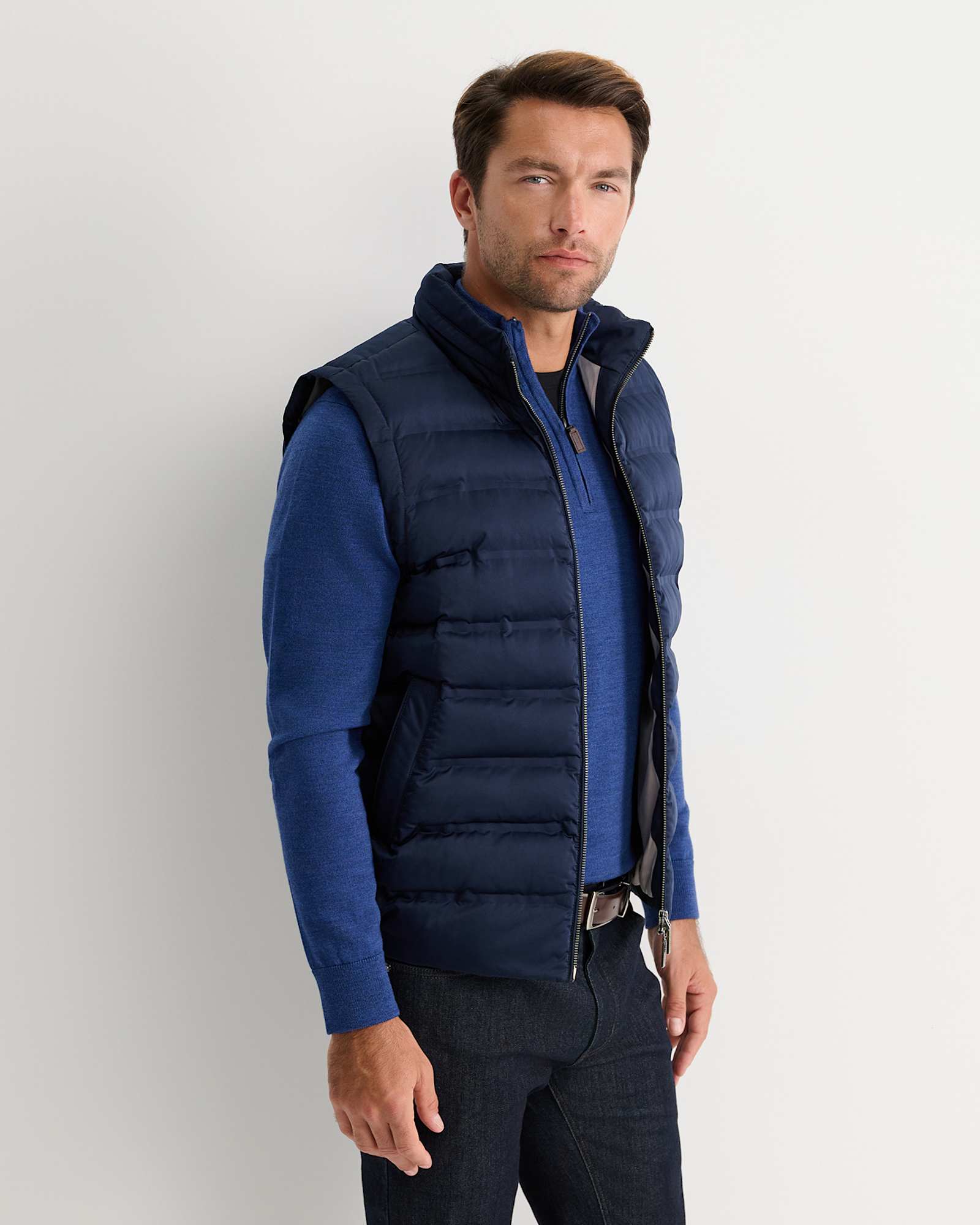 Curtis Puffer Vest in NAVY