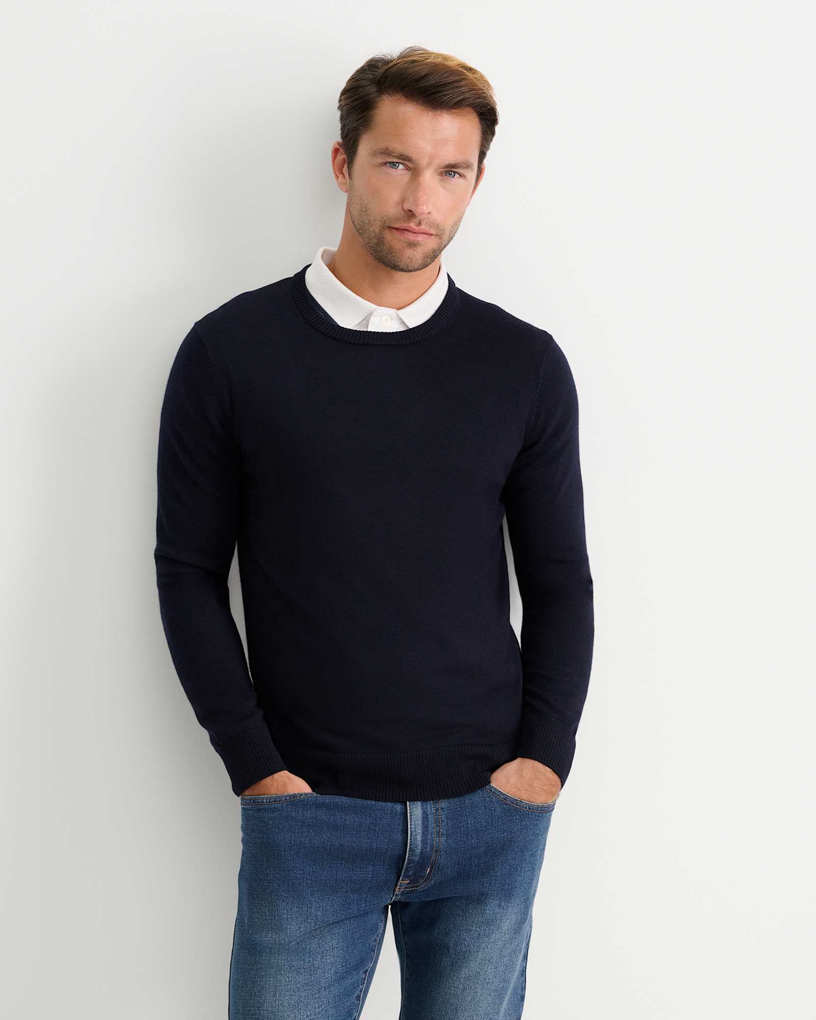 Merino Crew Neck Knit in NAVY