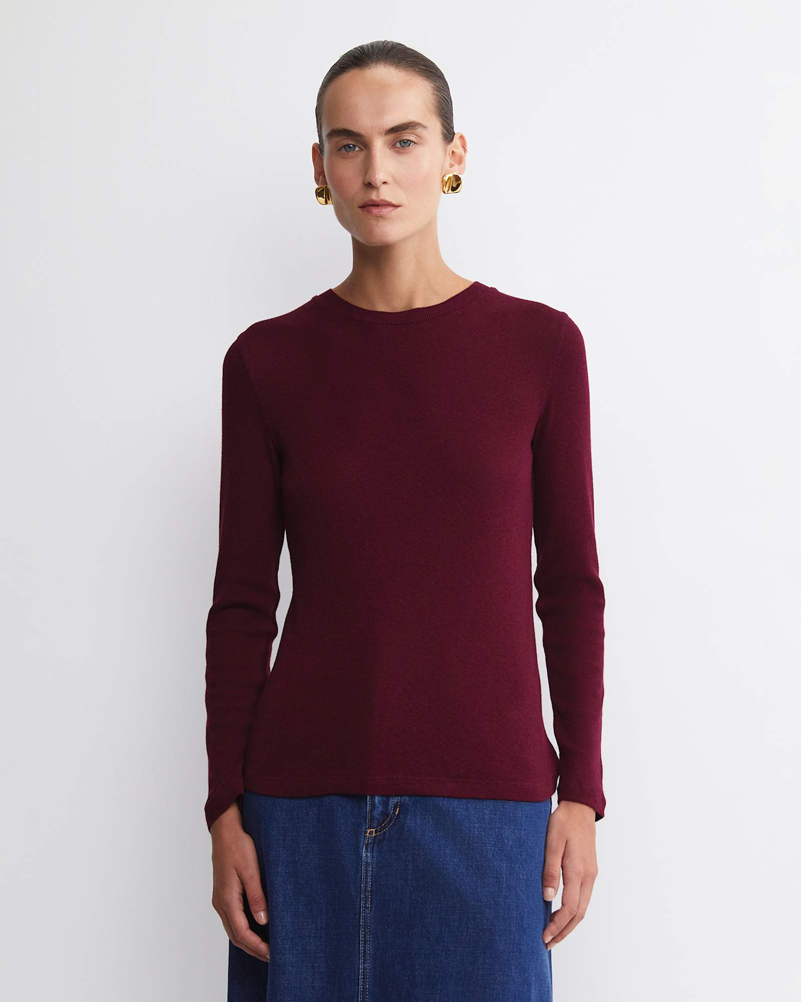 Shanni Cotton Cashmere Tee in WINE