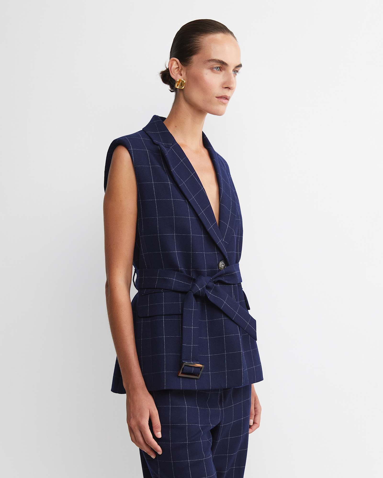 Chiara Check Vest in NAVY
