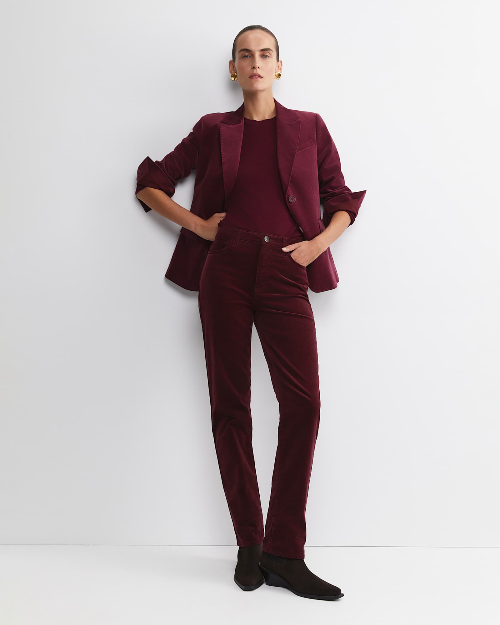 Valentina Single Breasted Velvet Blazer in WINE