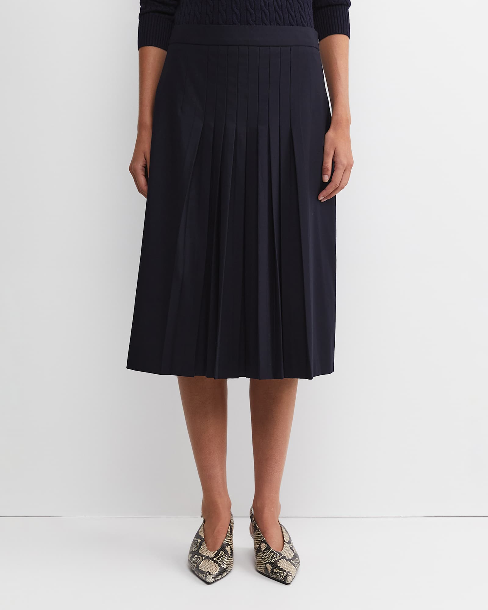 Wren Pleated Midi Skirt in NAVY