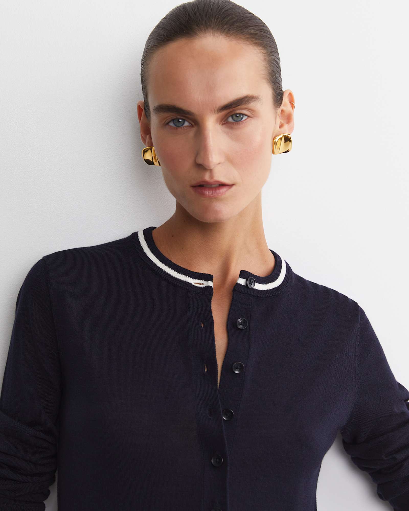 Francis Merino Cardigan in NAVY