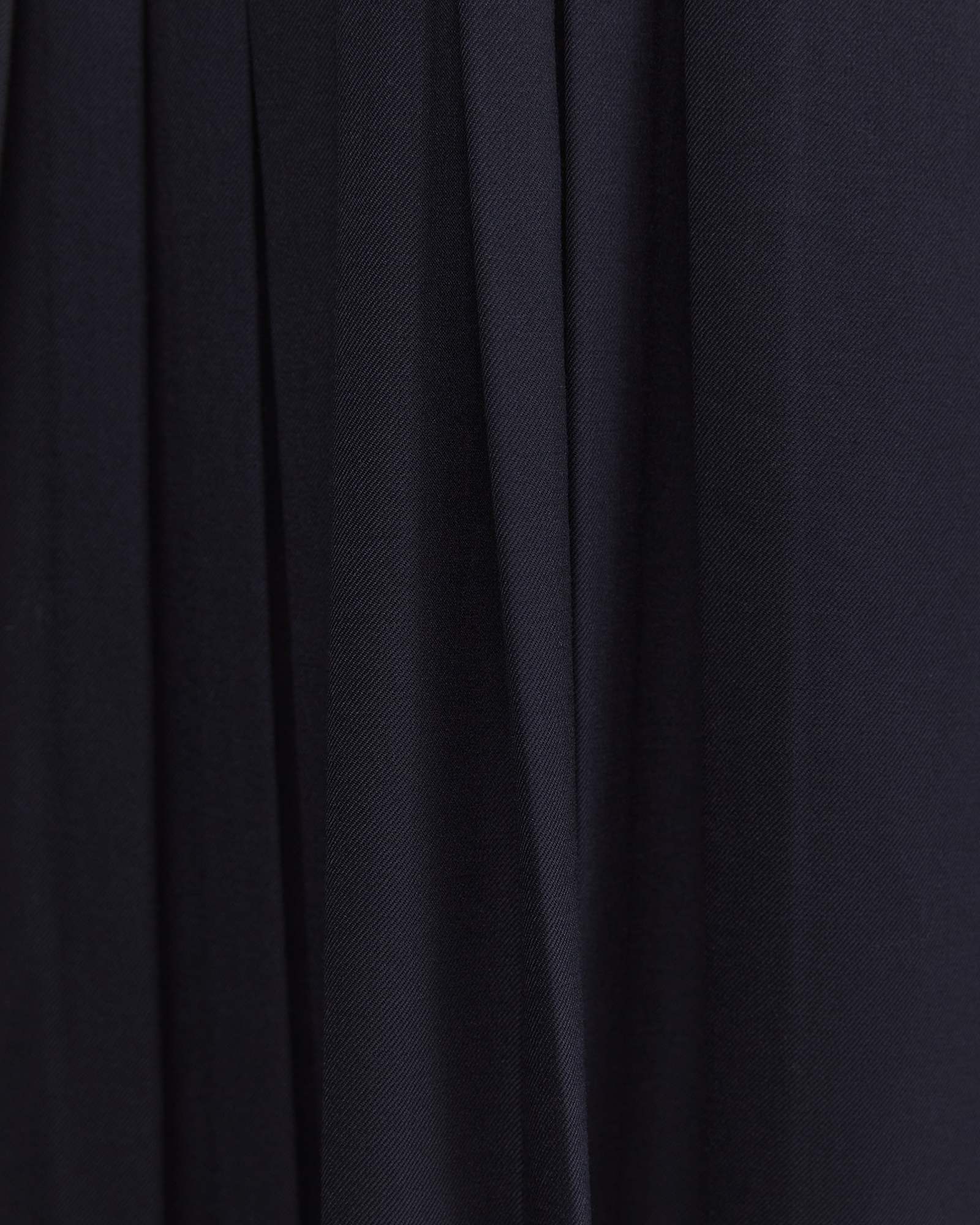 Wren Pleated Midi Skirt in NAVY