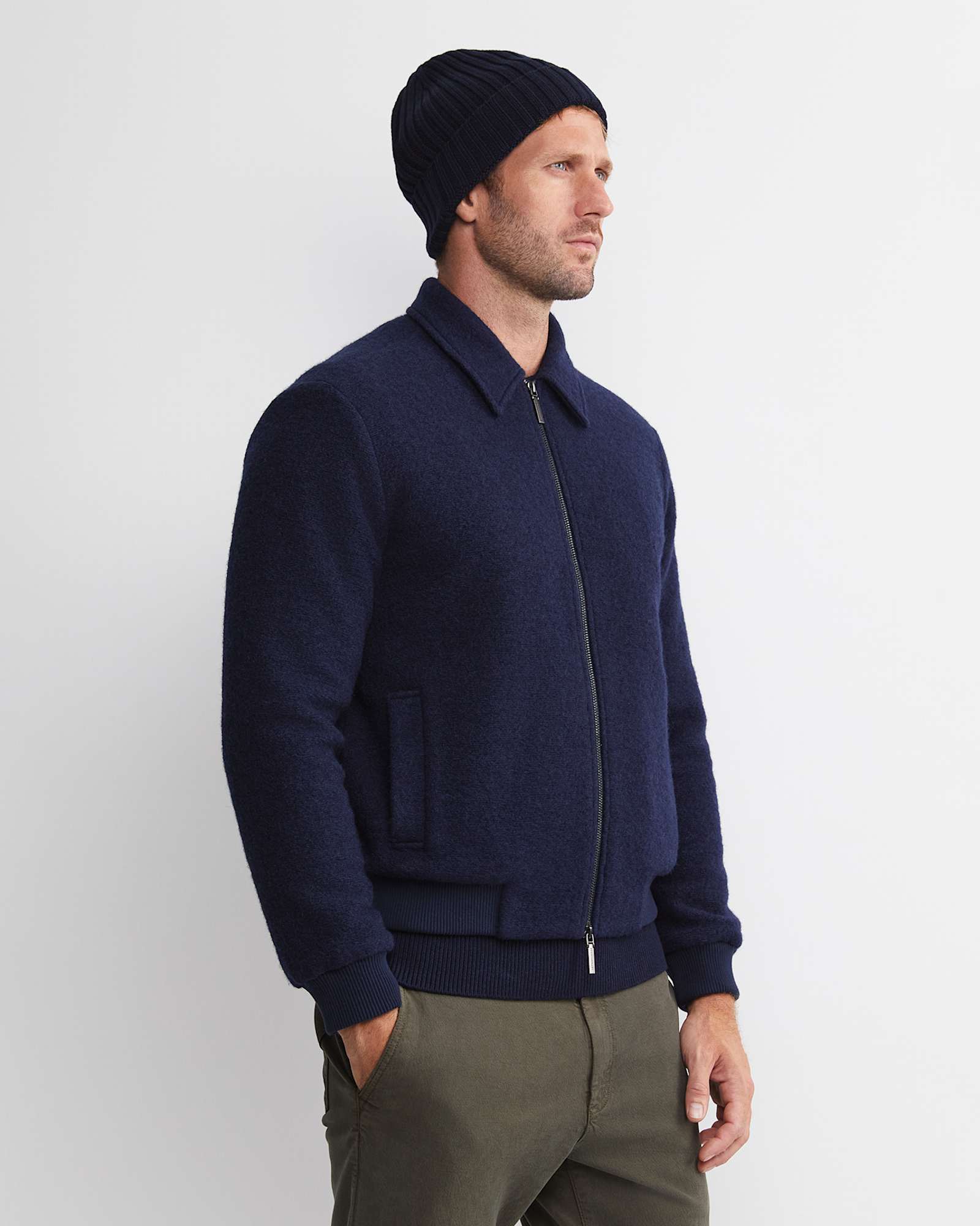 Stephen Bomber Jacket in NAVY