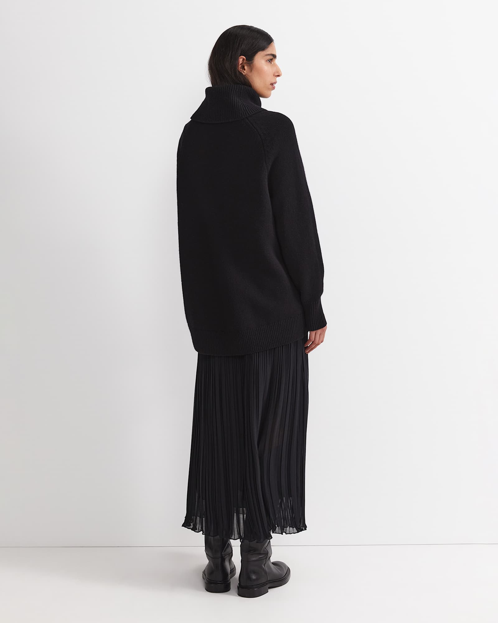 Sunshine Chunky Sweater in BLACK