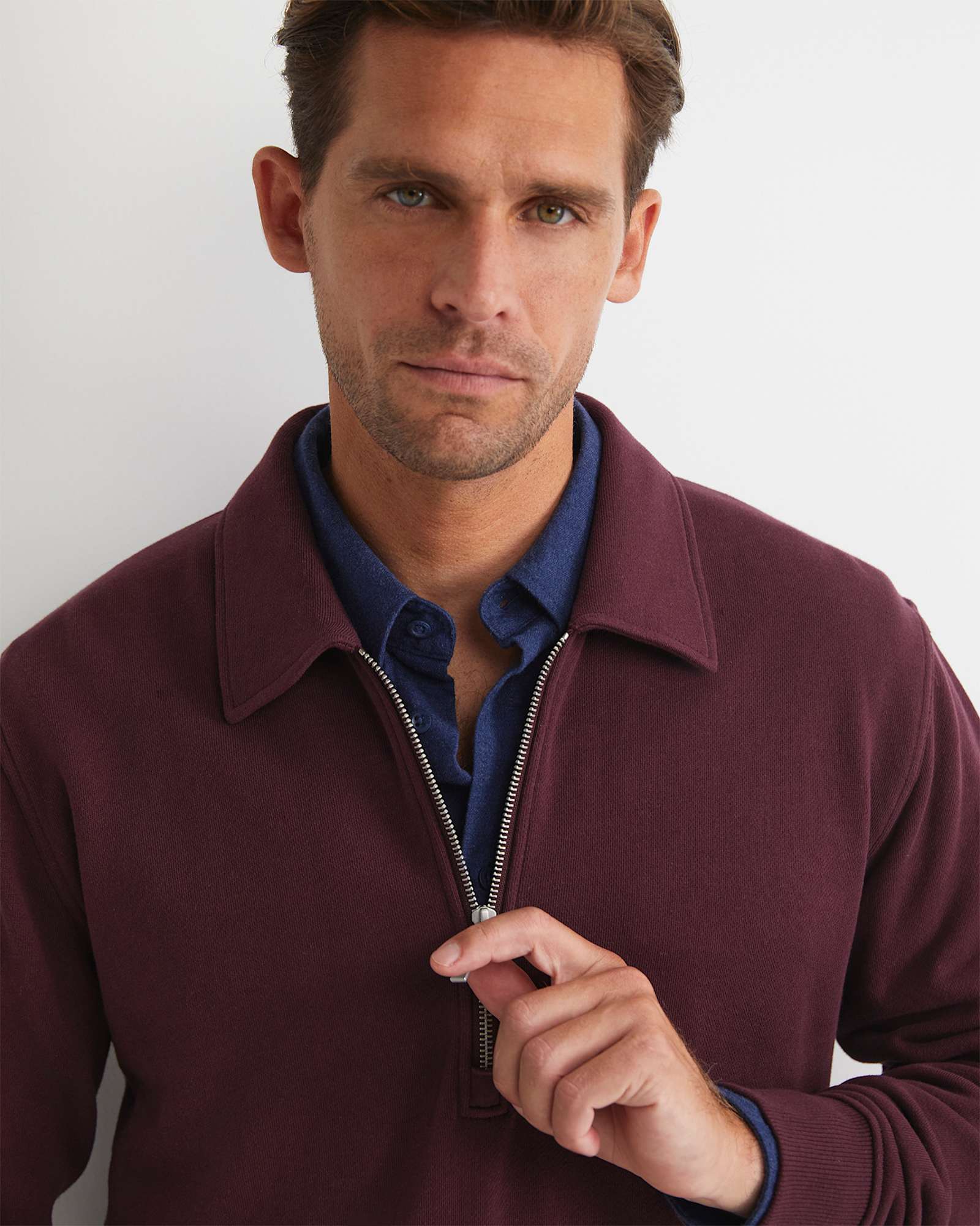 Collared Zip Sweat in BURGUNDY