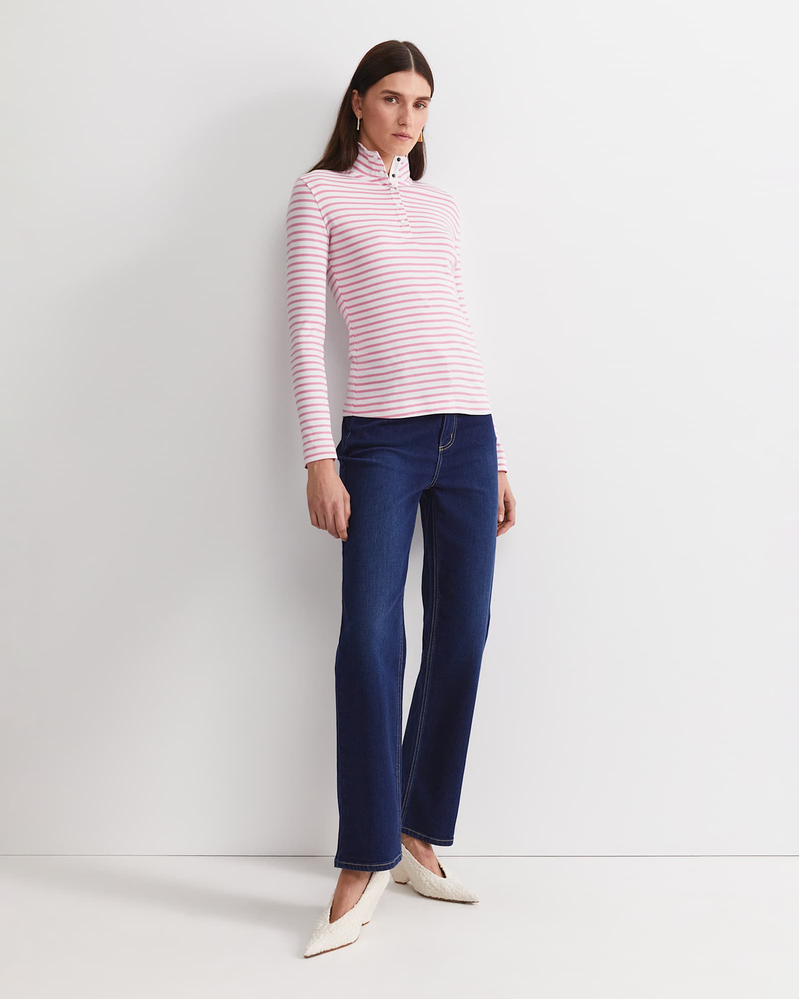 Lucy Snap Funnel Neck Top in WHITE/PINK