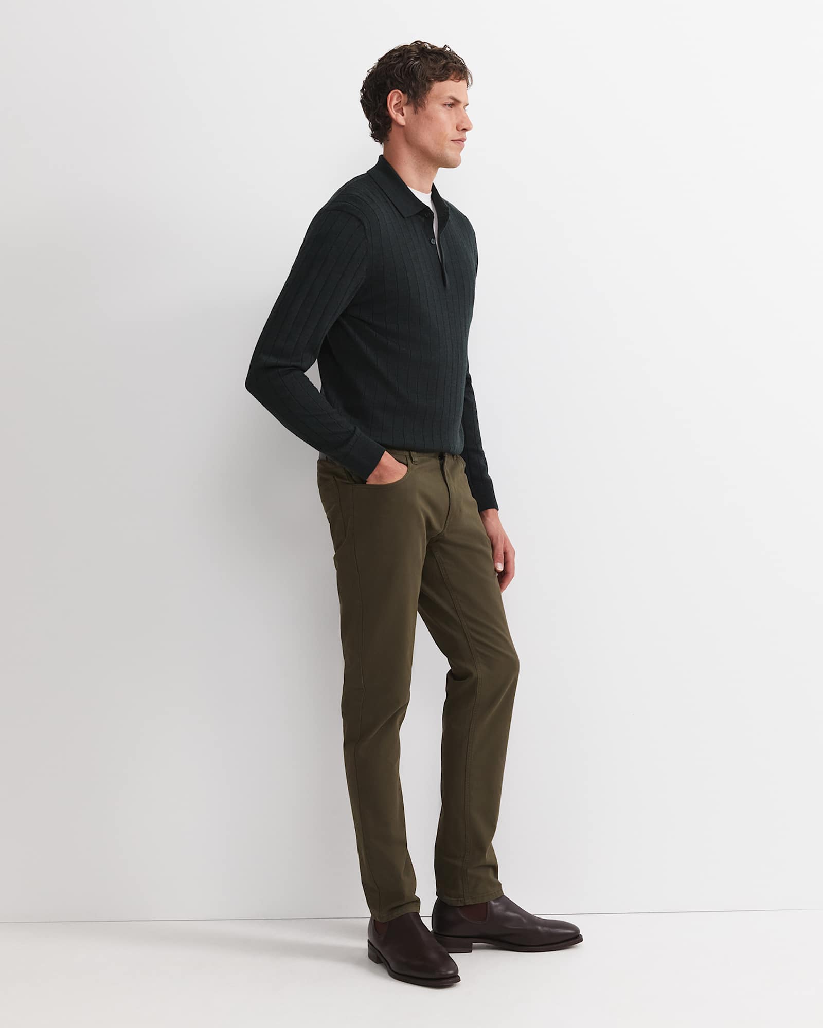 Tapered Bedford Jean in KHAKI