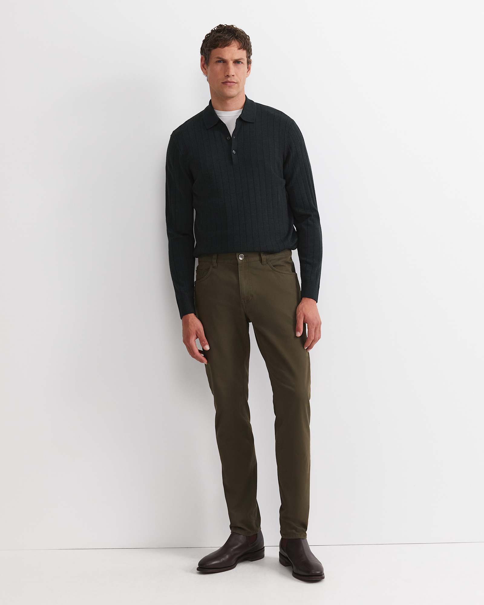 Tapered Bedford Jean in KHAKI