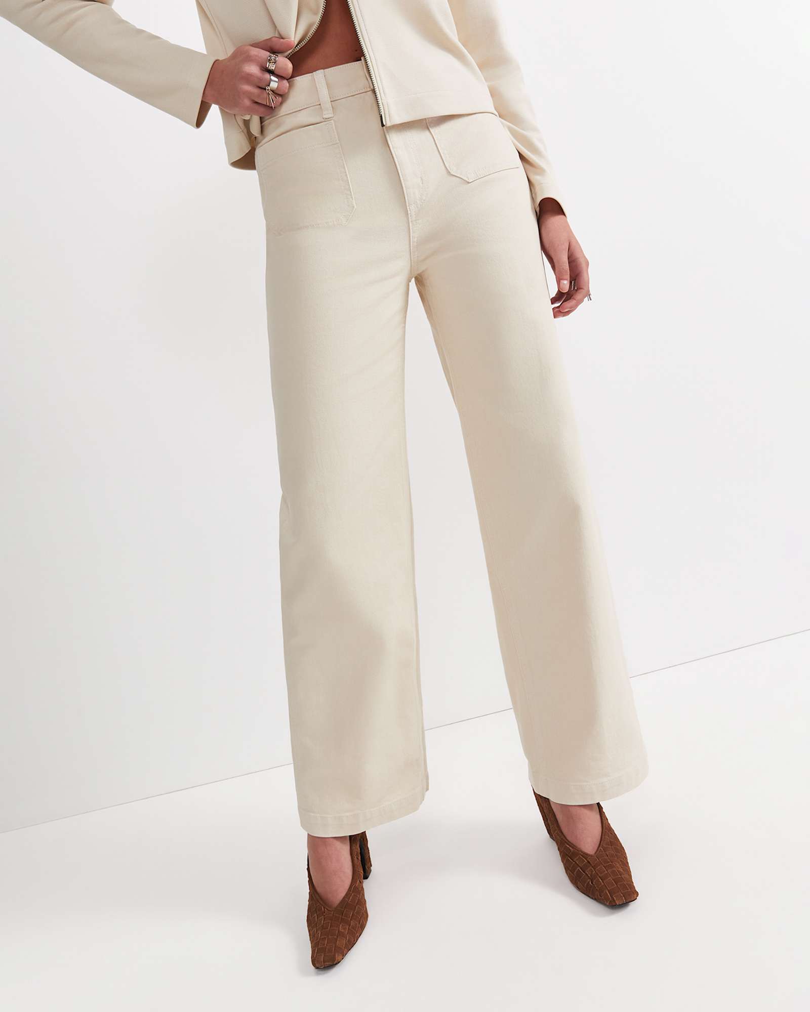 Allegra Patch Pocket Jean in ECRU