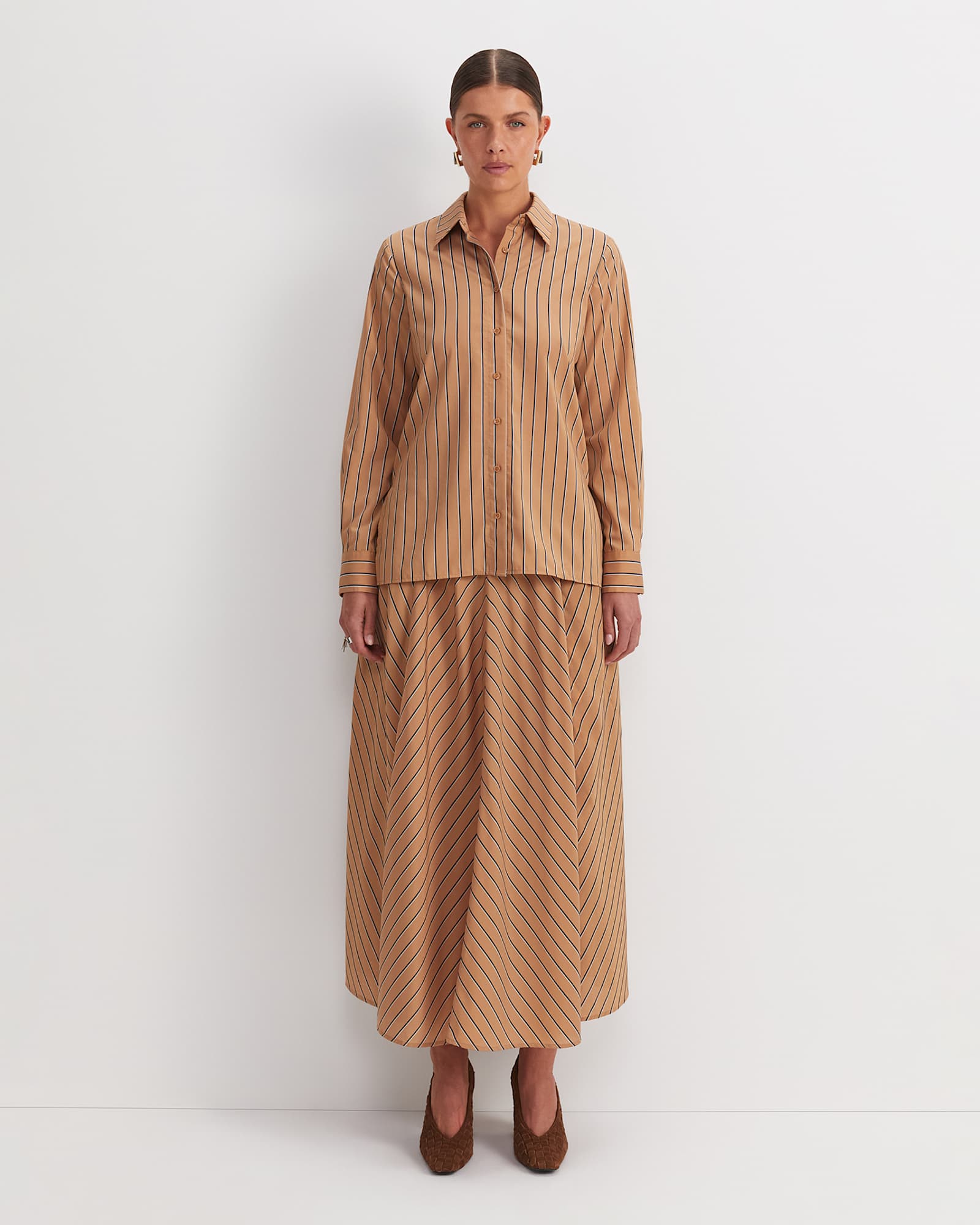 Gina Stripe Shirt in TAN/WHITE