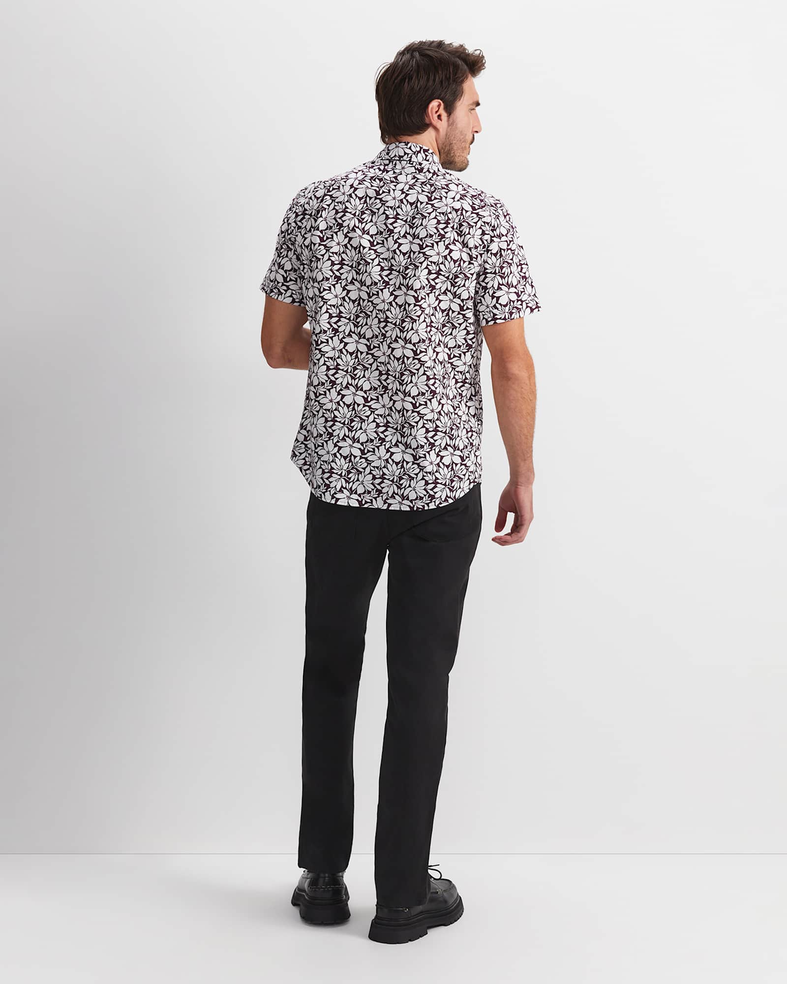 Paulo Short Sleeve Print Shirt in BURGUNDY