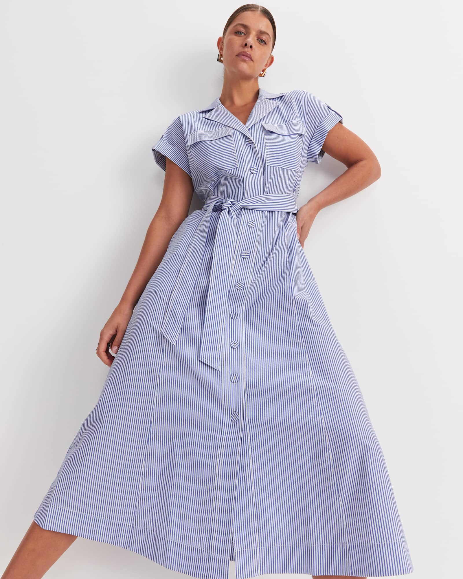 Nia Seersucker Midi Dress in BLUE/WHITE