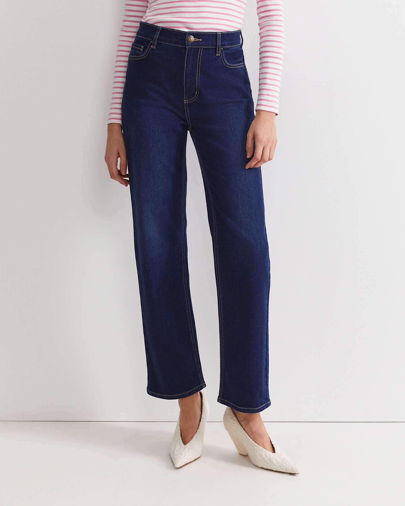 Bec Jean in INDIGO