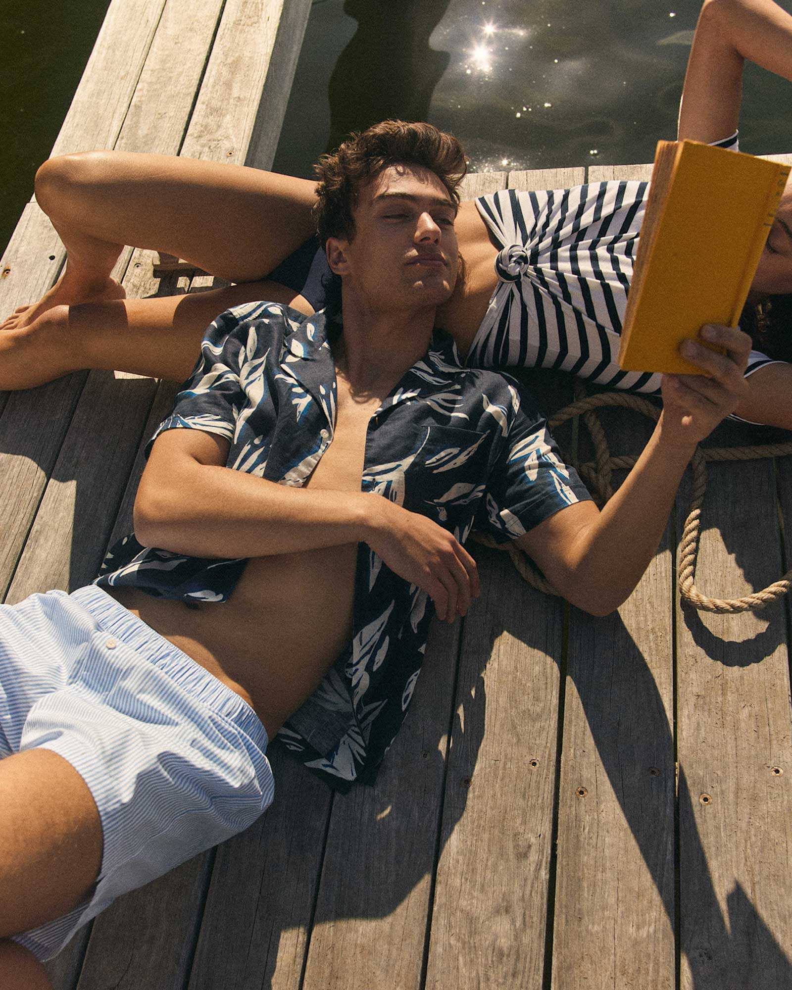 Liam Short Sleeve Print Shirt in NAVY