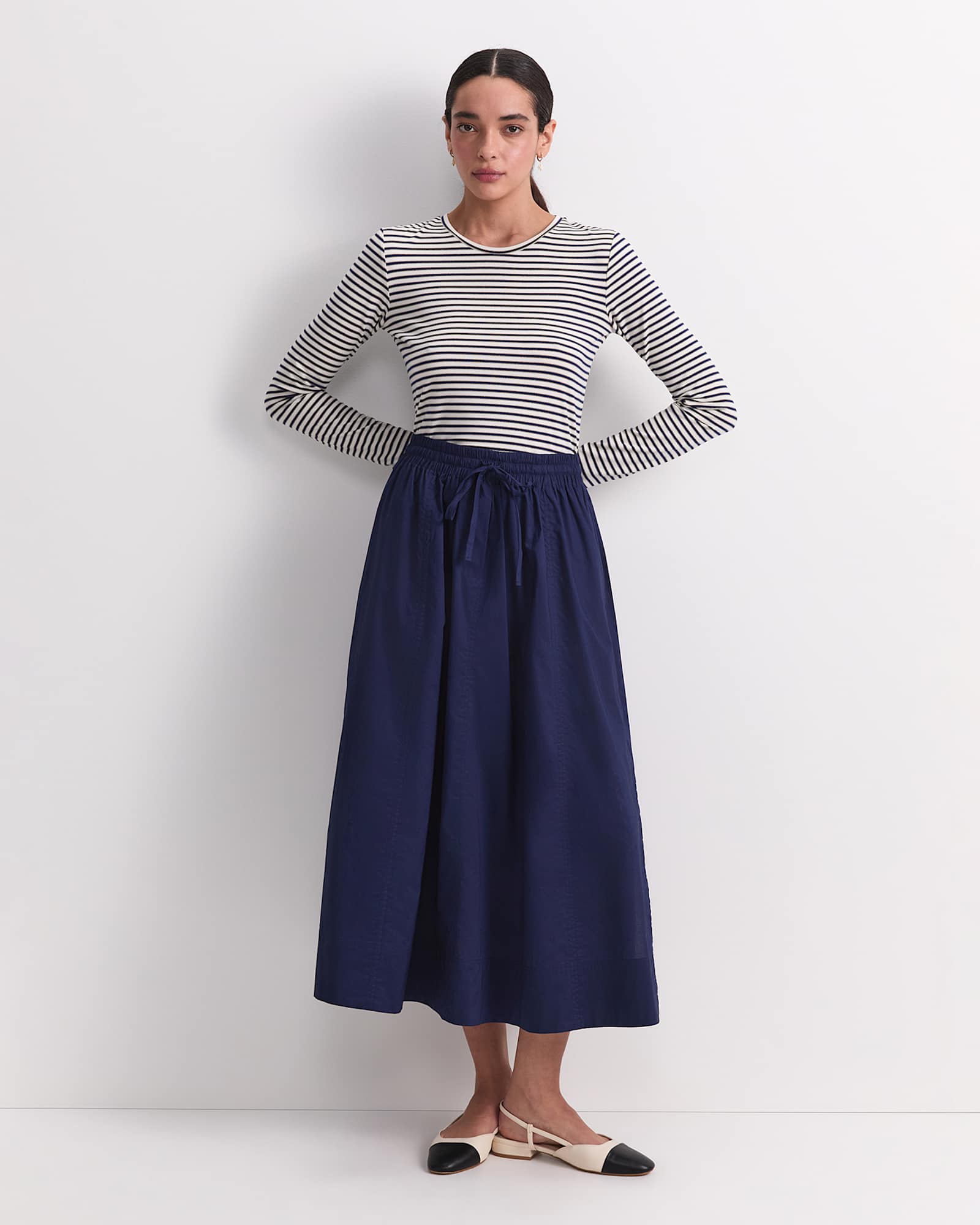 Tessa Midi Skirt in NAVY