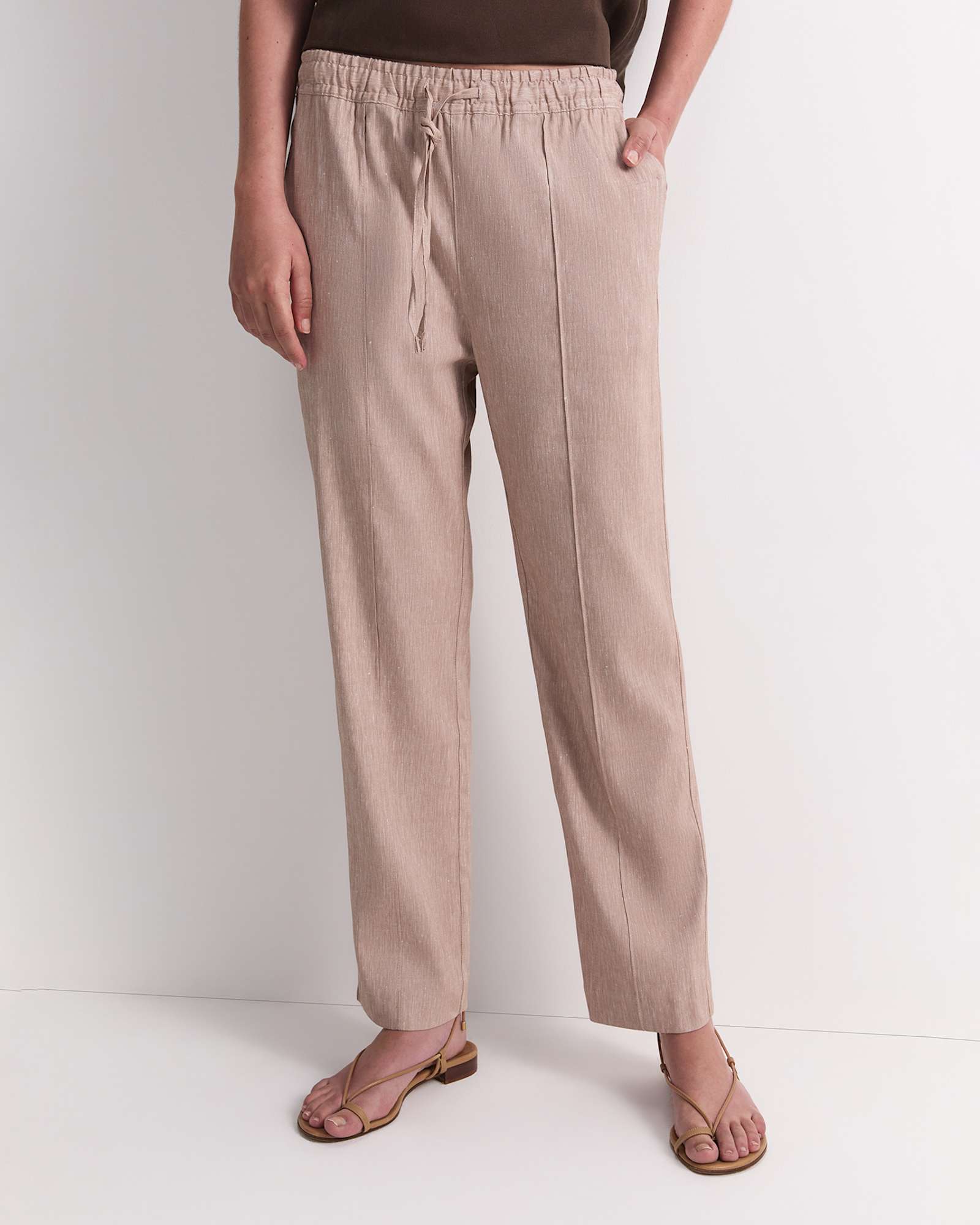 Rosa Tapered Linen Pant in MOCHA