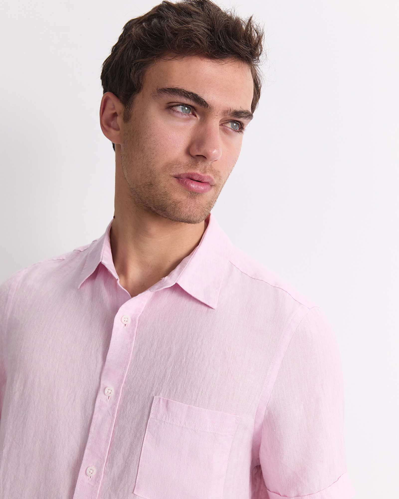 Short Sleeve Yarn-Dyed Linen Shirt in PALE PINK