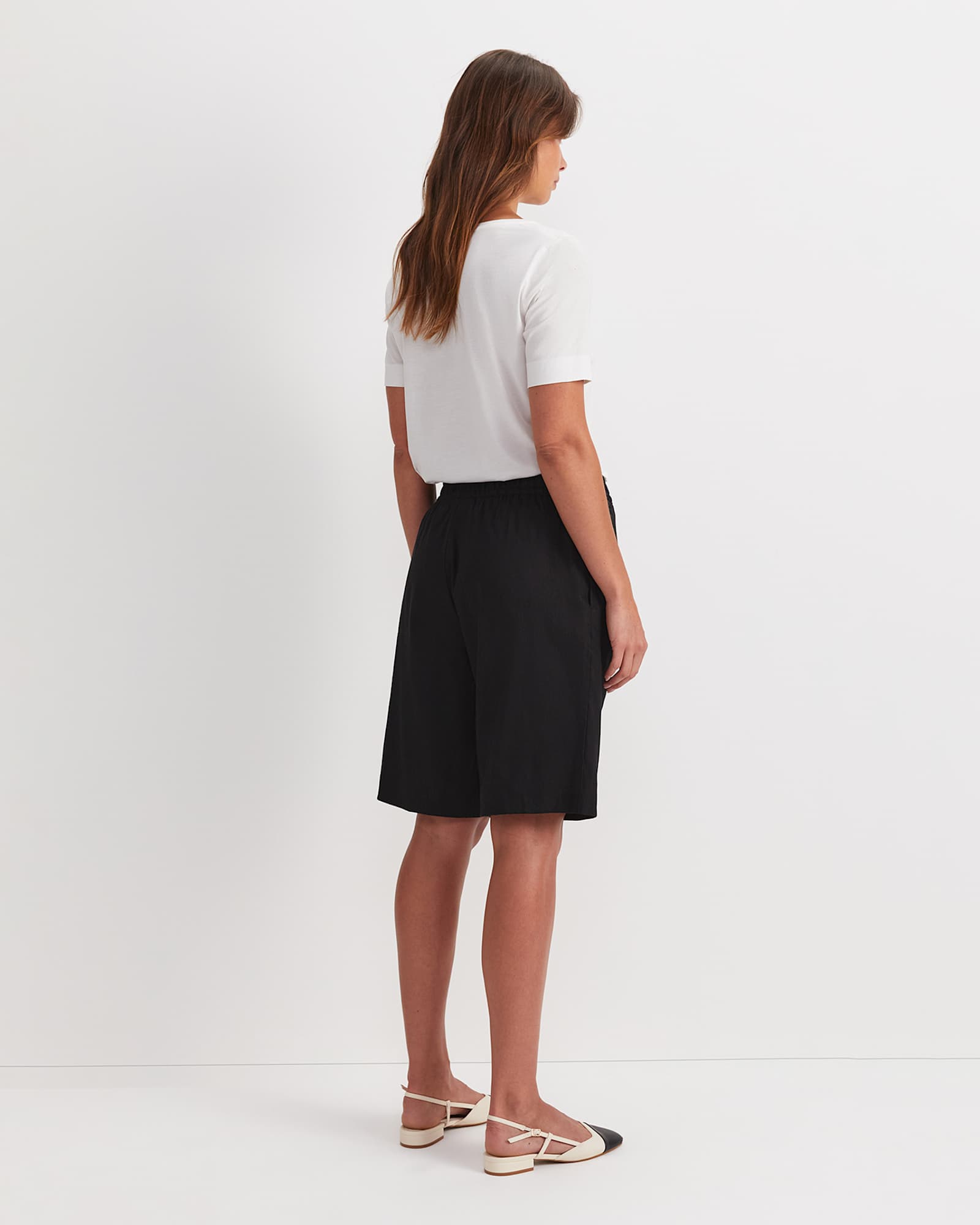 Rosa Elasticated Short in BLACK