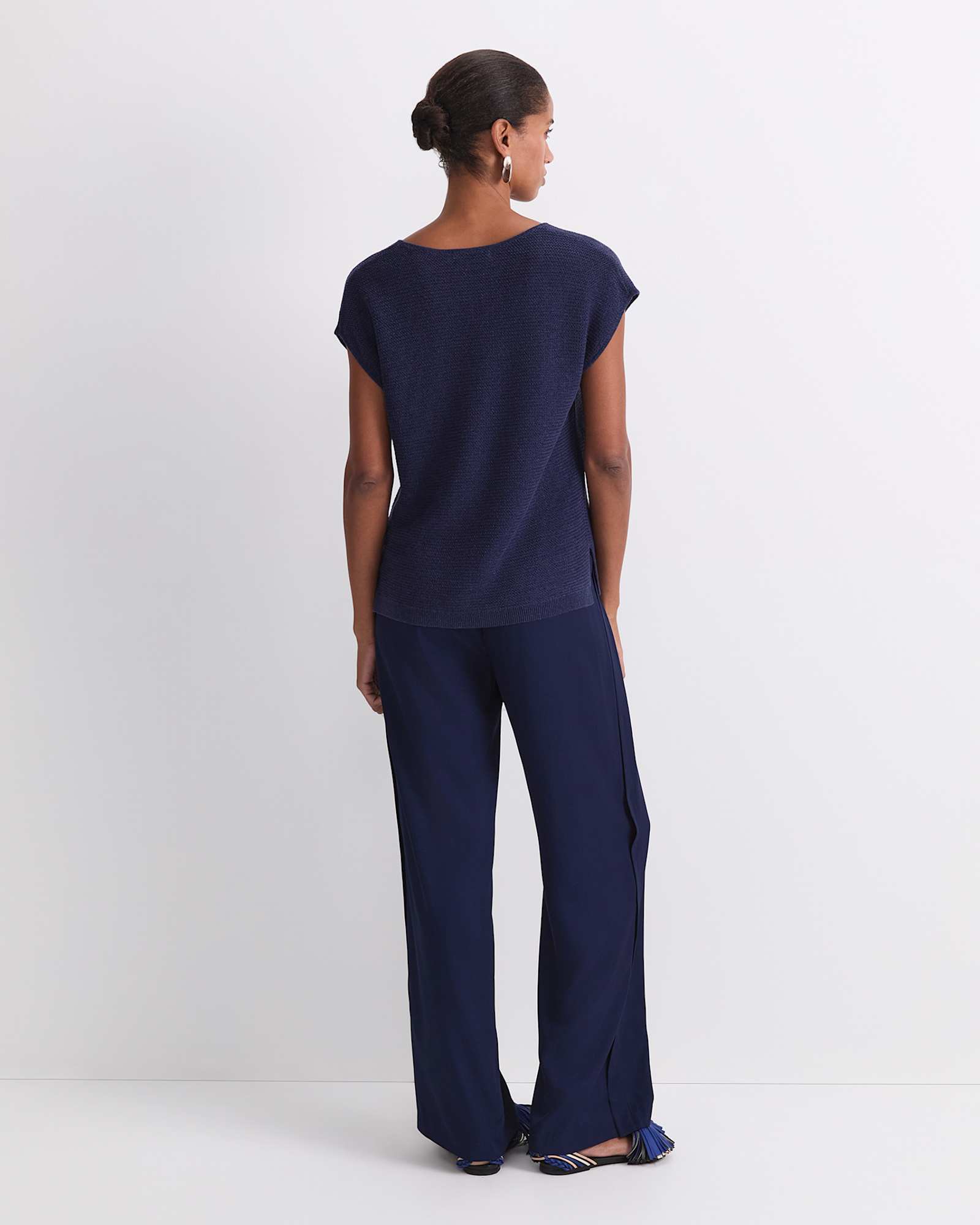 Luisa V-Neck Knit Top in NAVY